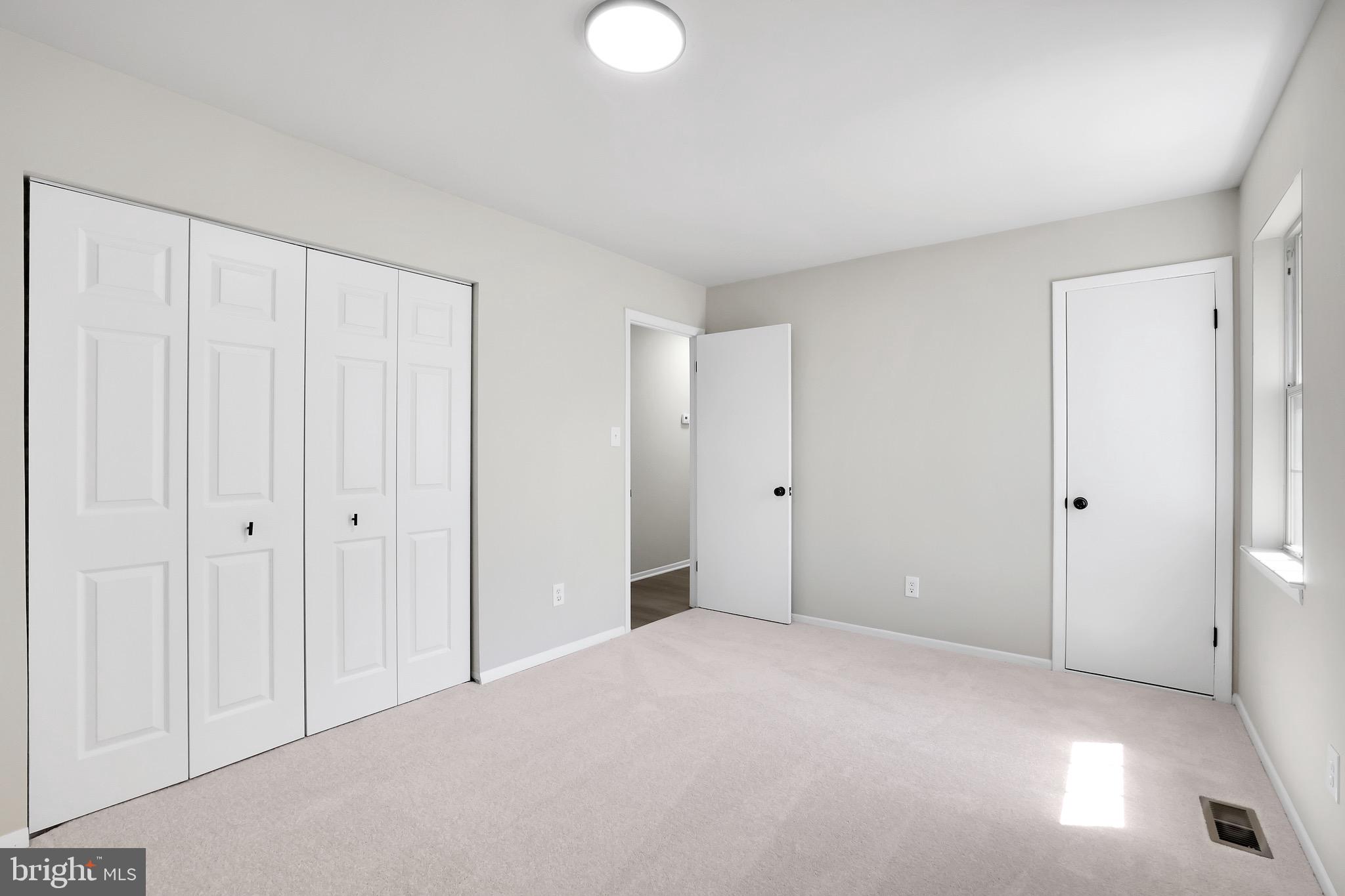 CROFTON VILLAGE - Residential