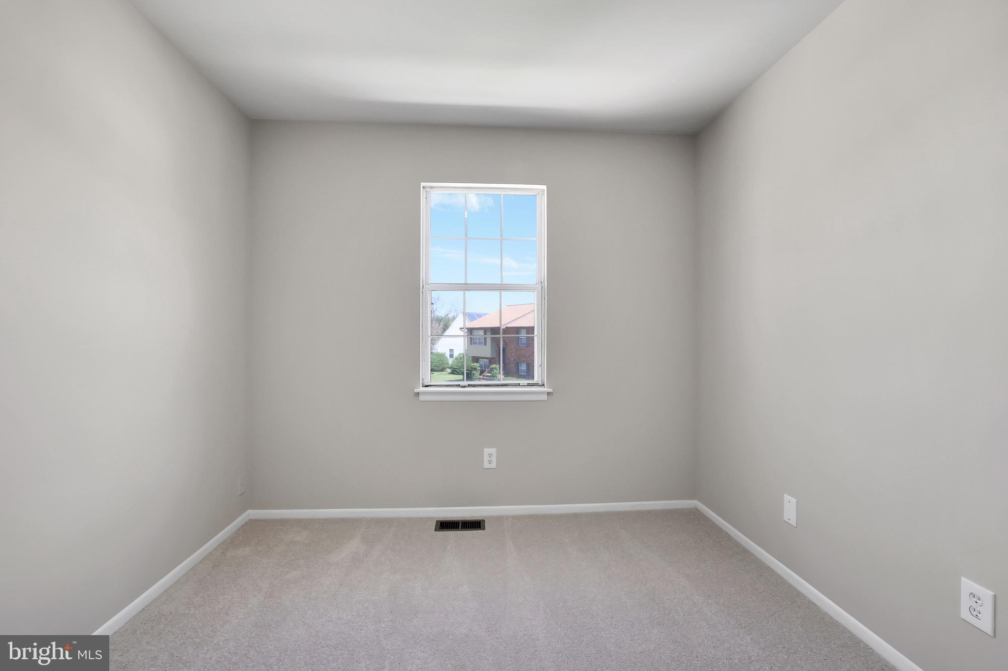 CROFTON VILLAGE - Residential