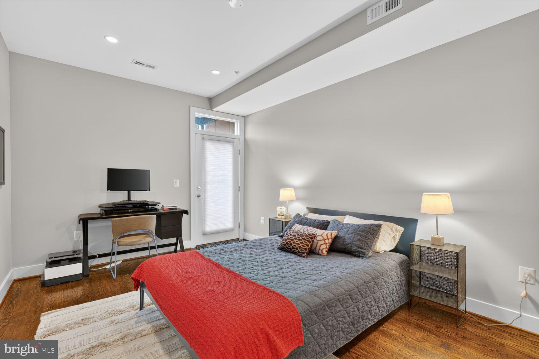 611 2ND STREET NE 2 FURNISHED