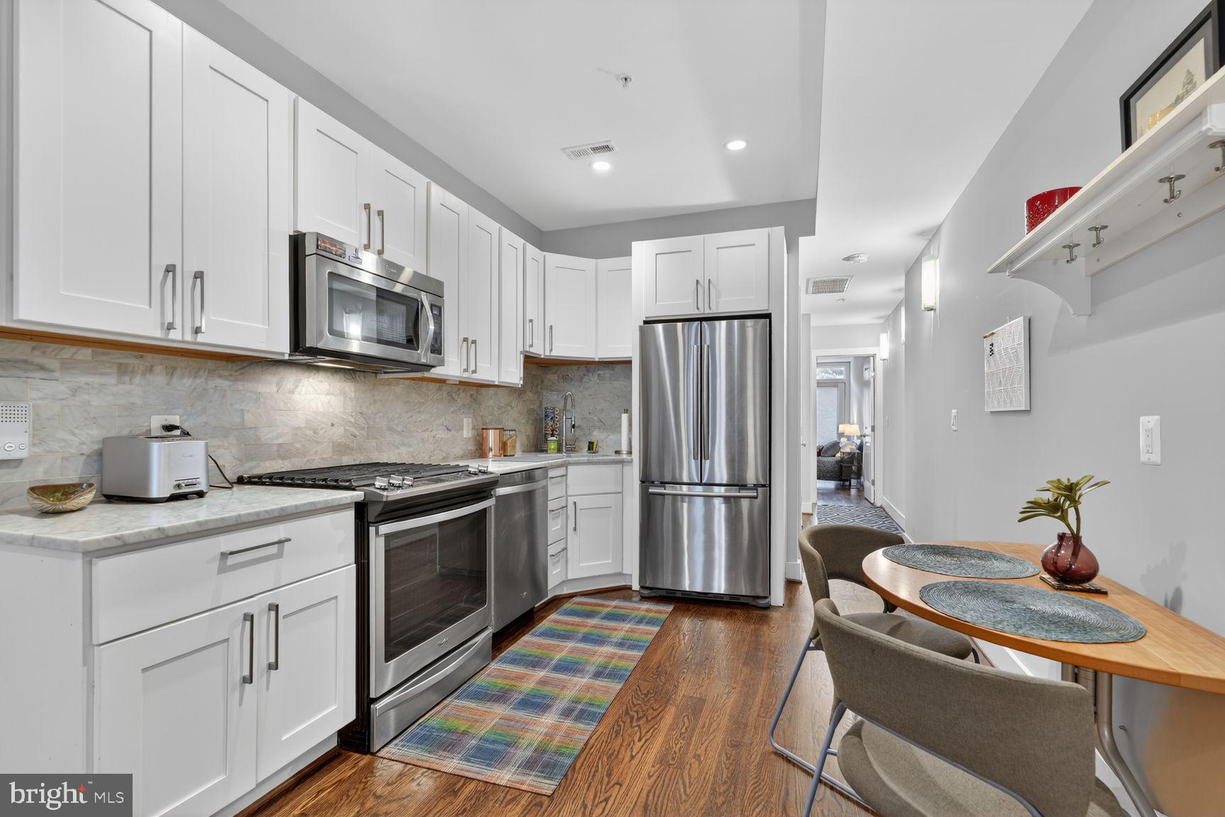611 2ND STREET NE 2 FURNISHED