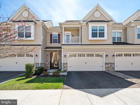 Townhouse For Sale - 519 Wissfire Way Way<br/> WILMINGTON, DE 19803