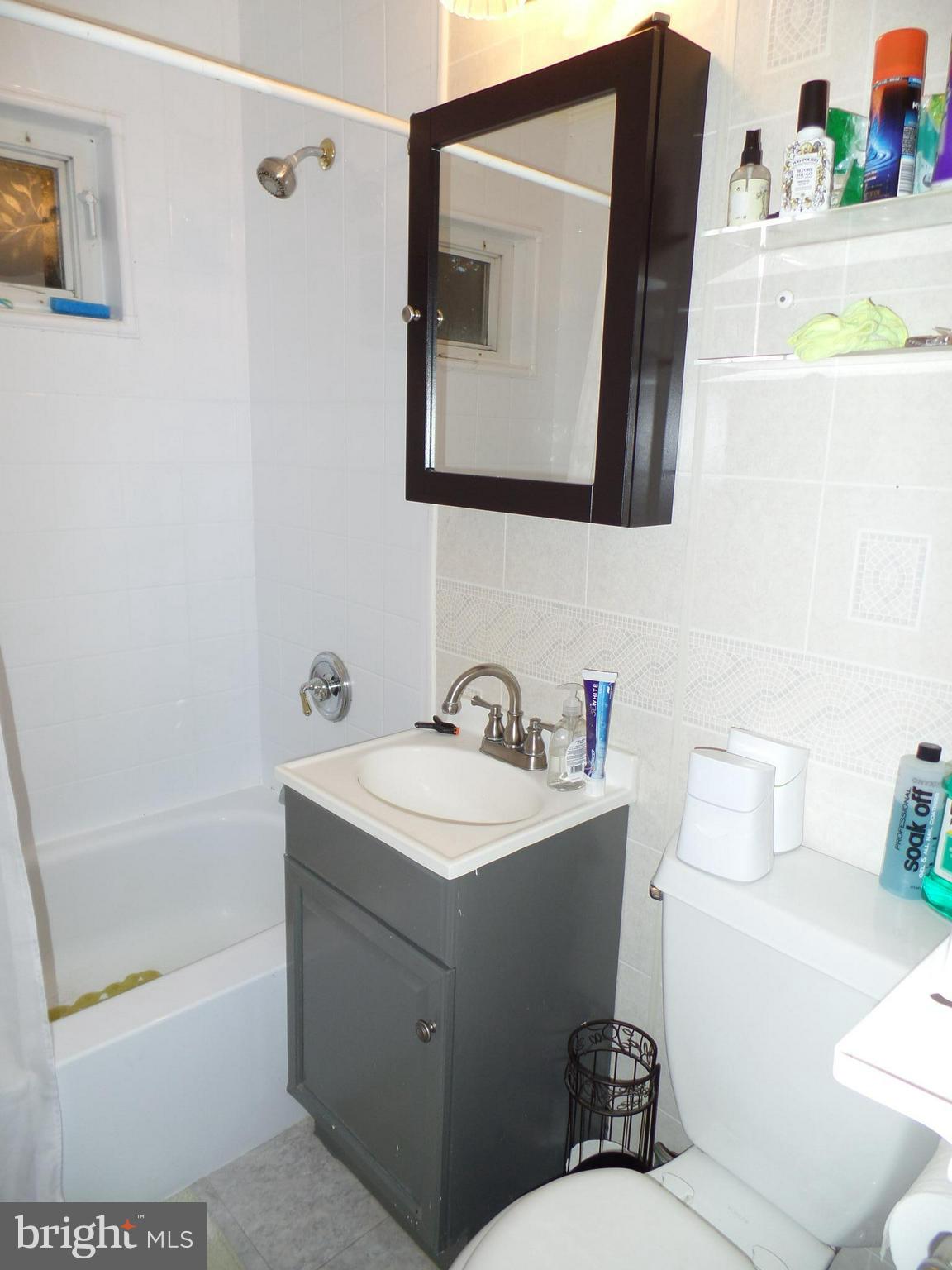 PIMMIT HILLS - Residential