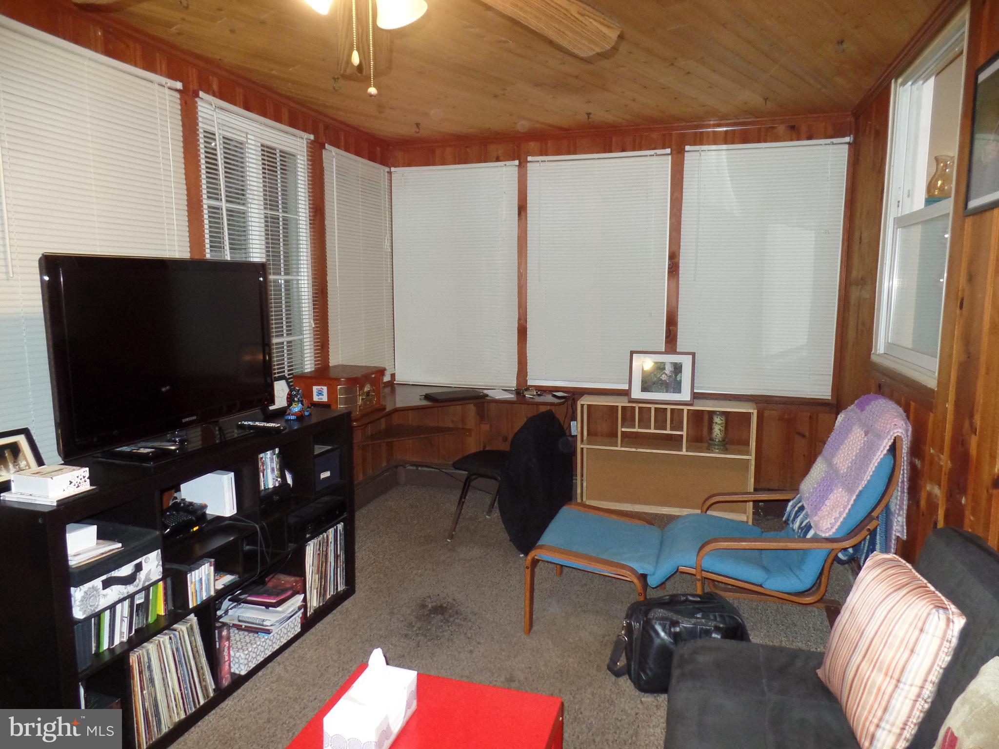 PIMMIT HILLS - Residential