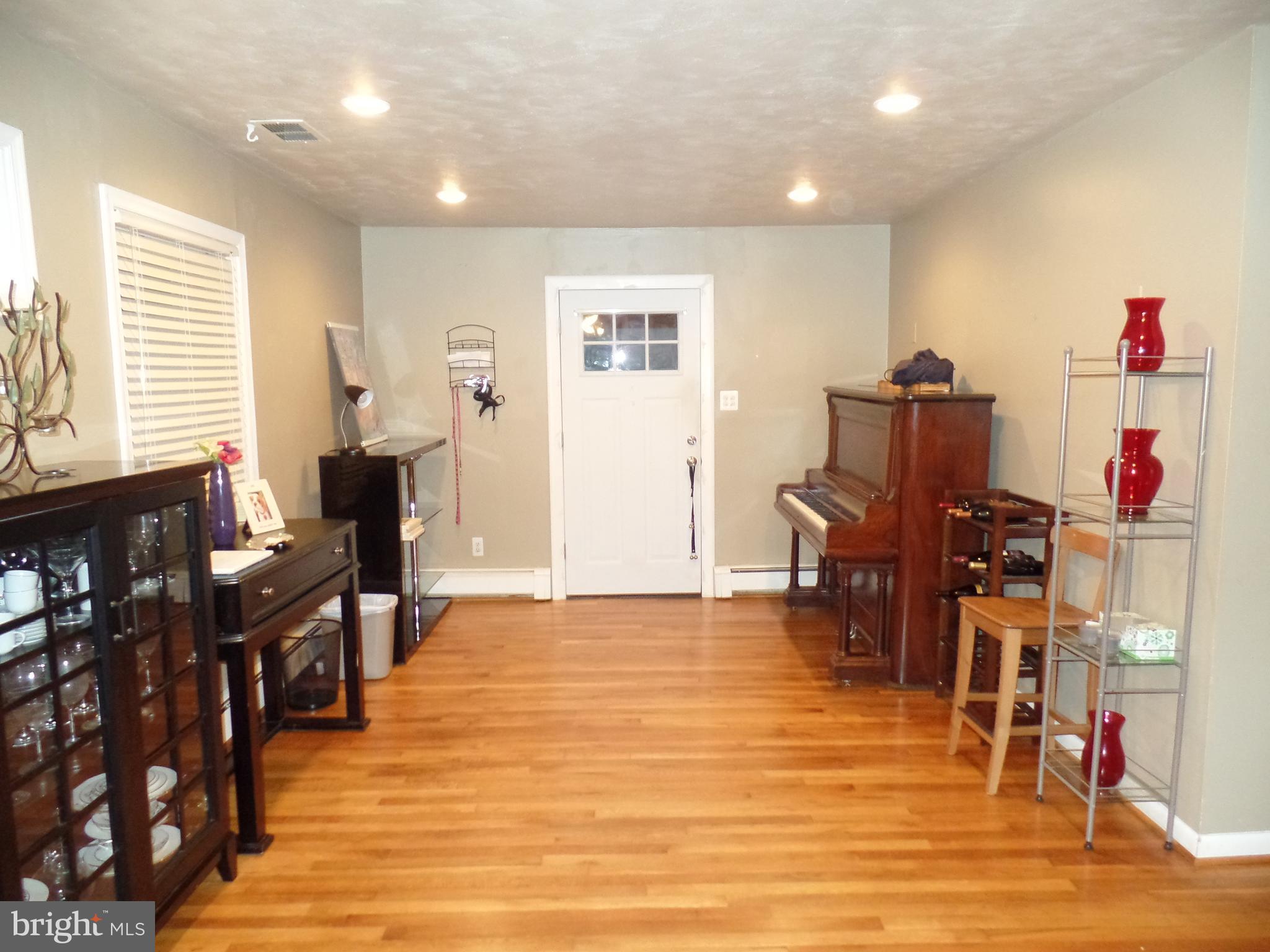 PIMMIT HILLS - Residential