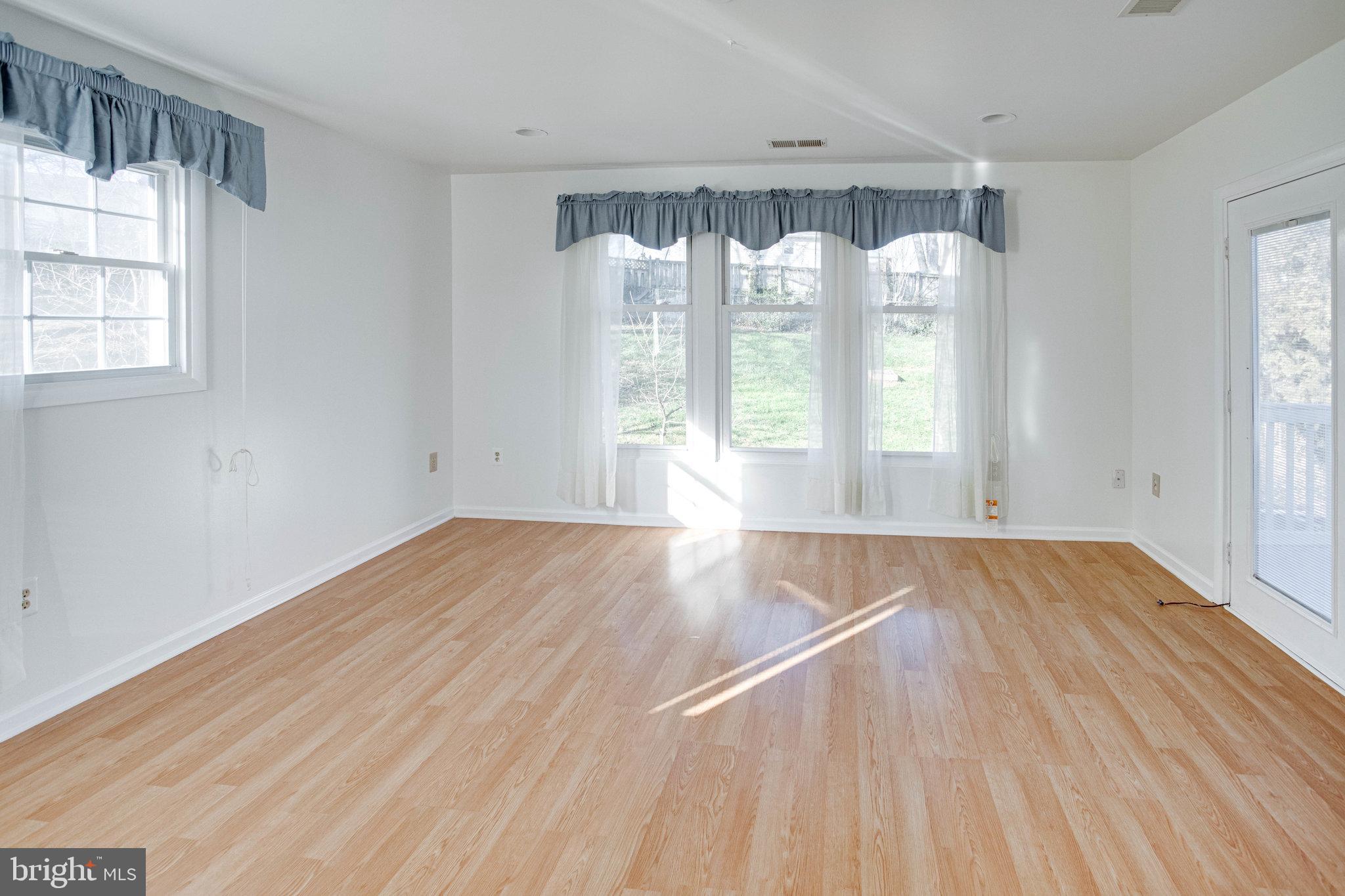 DALE CITY - Residential Lease