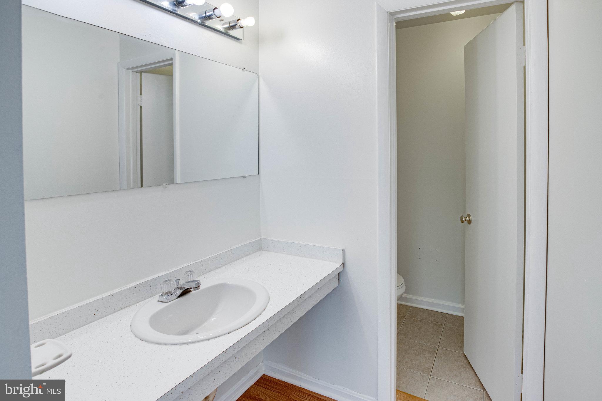 DALE CITY - Residential Lease