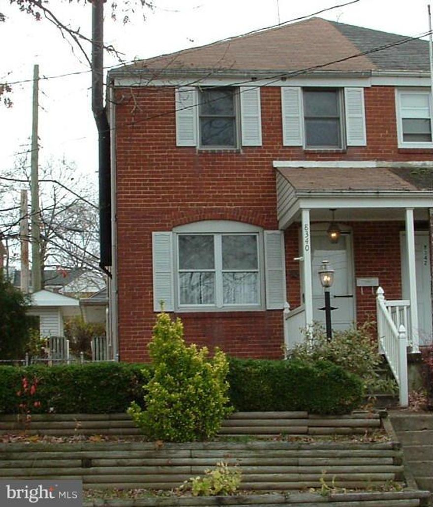 Lovely 2 large bedrooms and 1.5 baths with many updates. New carpet, updated electric, new roof, replacement windows, large closets & recent HVAC work. 2 story addition to back of home offers FR off the kitchen and large bedrooms in the upper level. Fenced yard w/parking in the alley to enter home from the front or back. Backs up to park in the rear. More pictures will be added.