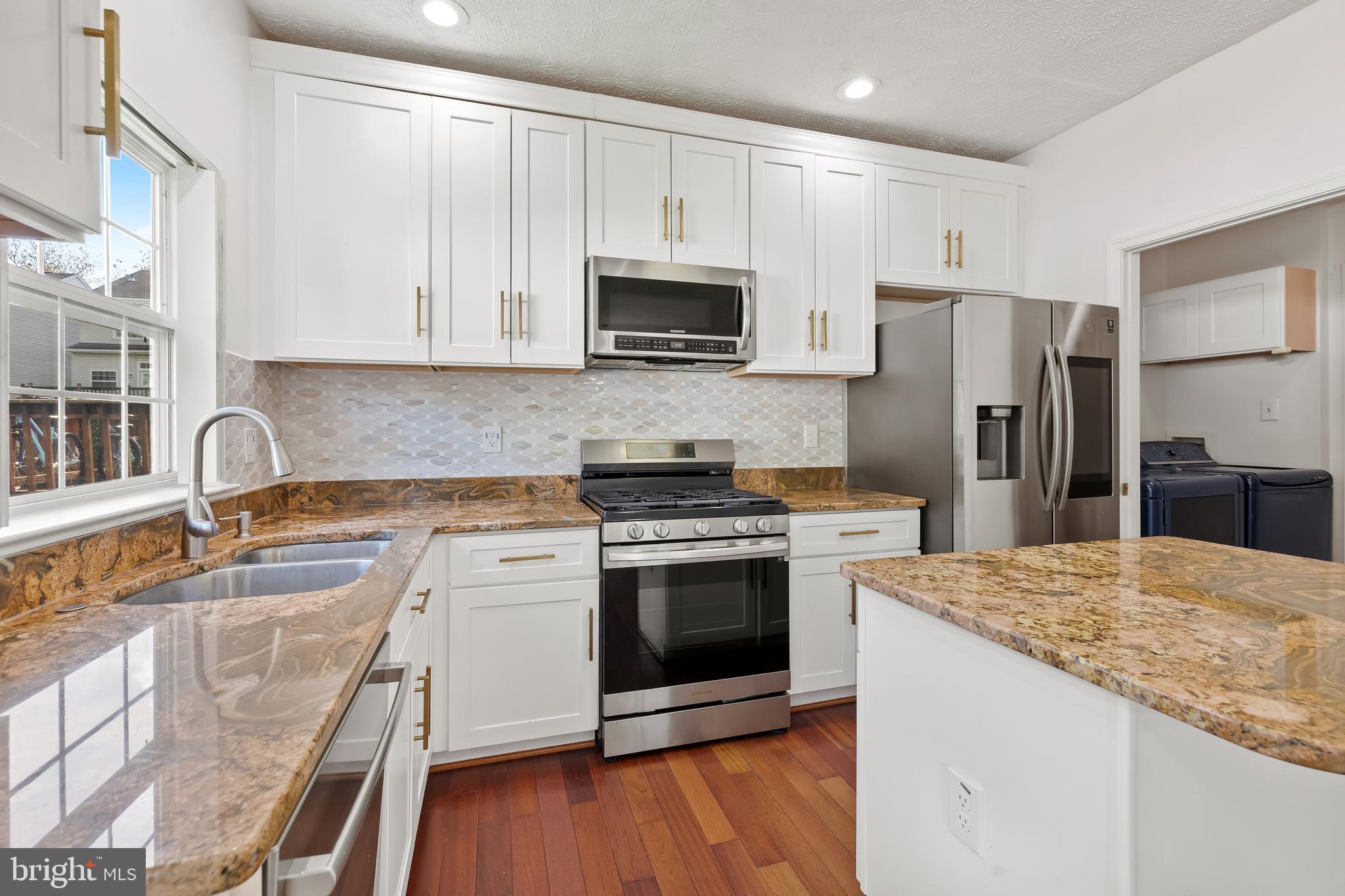 RUSSETT - Residential Lease