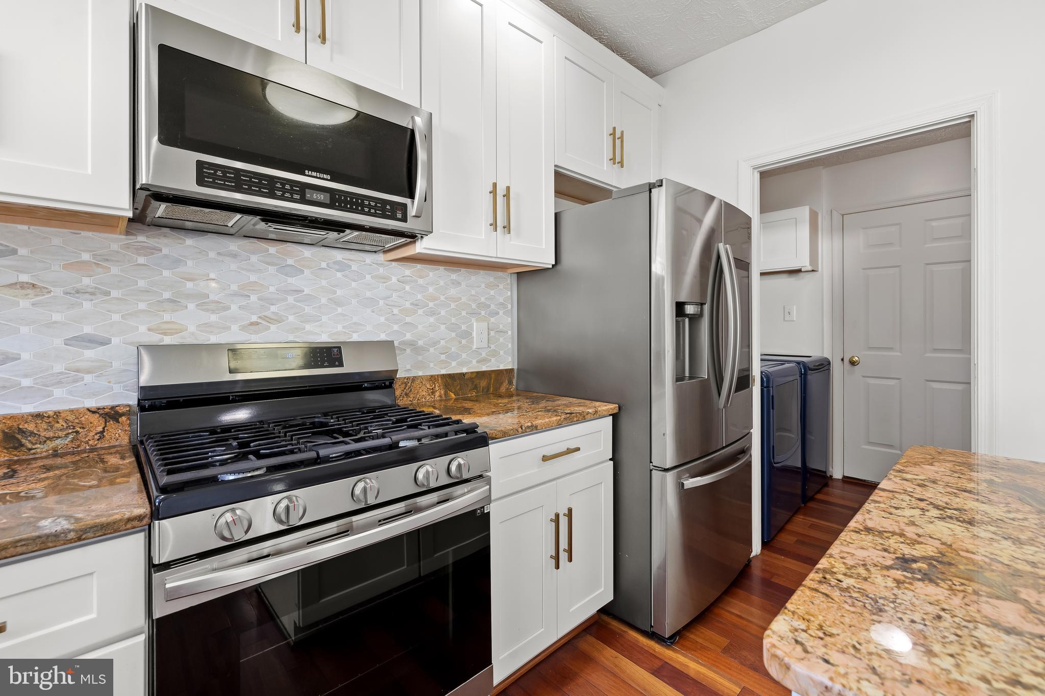 RUSSETT - Residential Lease