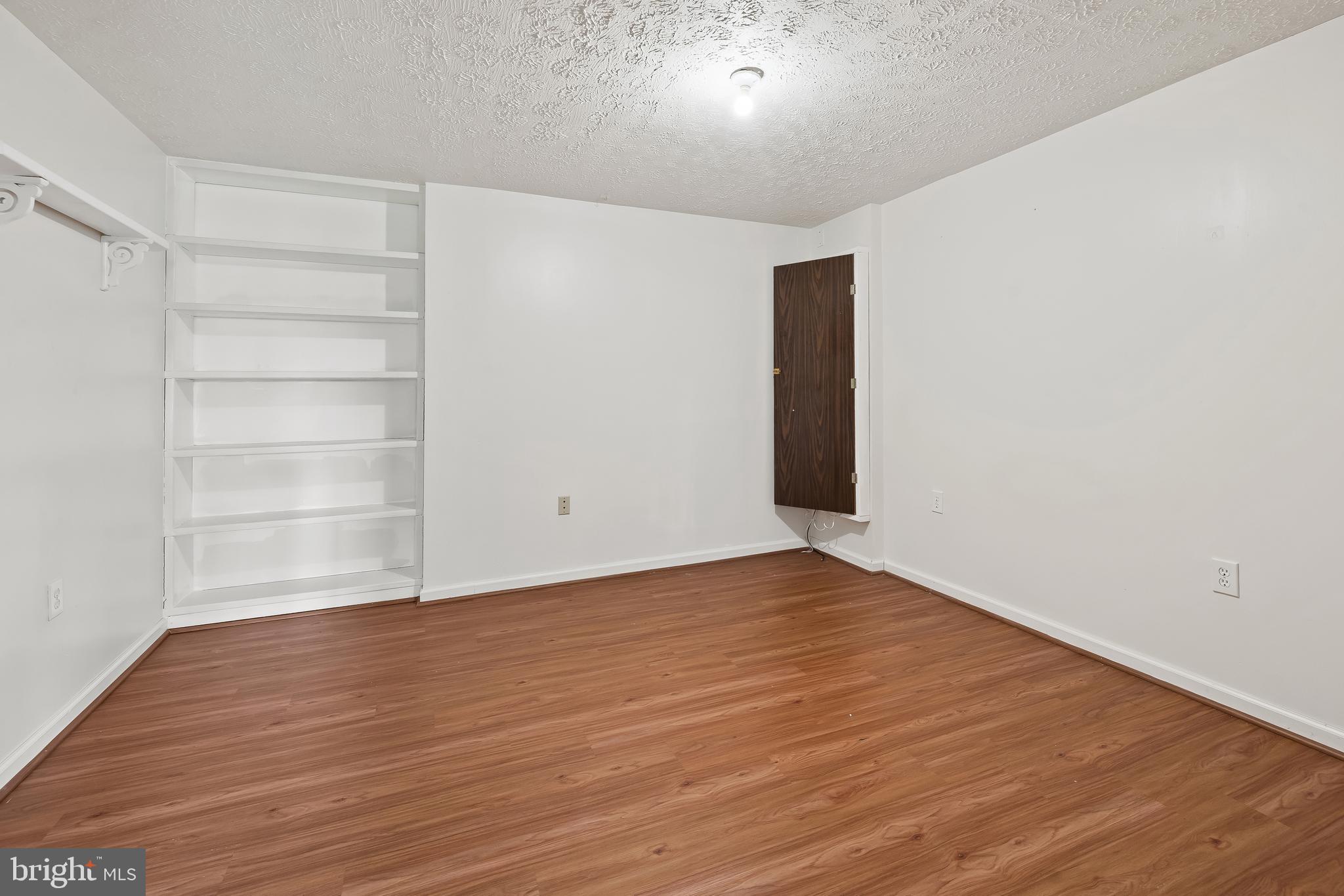 RUSSETT - Residential Lease