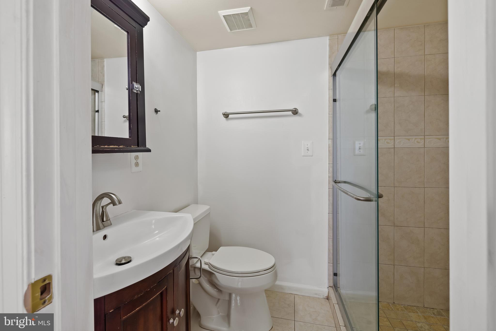 RUSSETT - Residential Lease