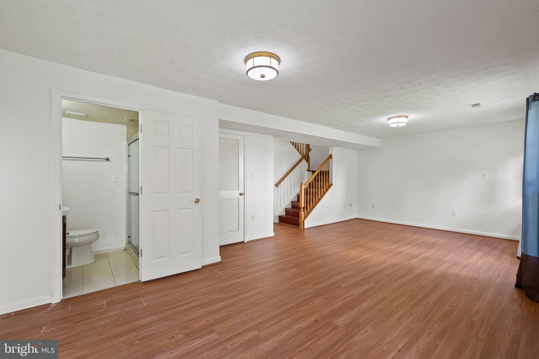 RUSSETT - Residential Lease