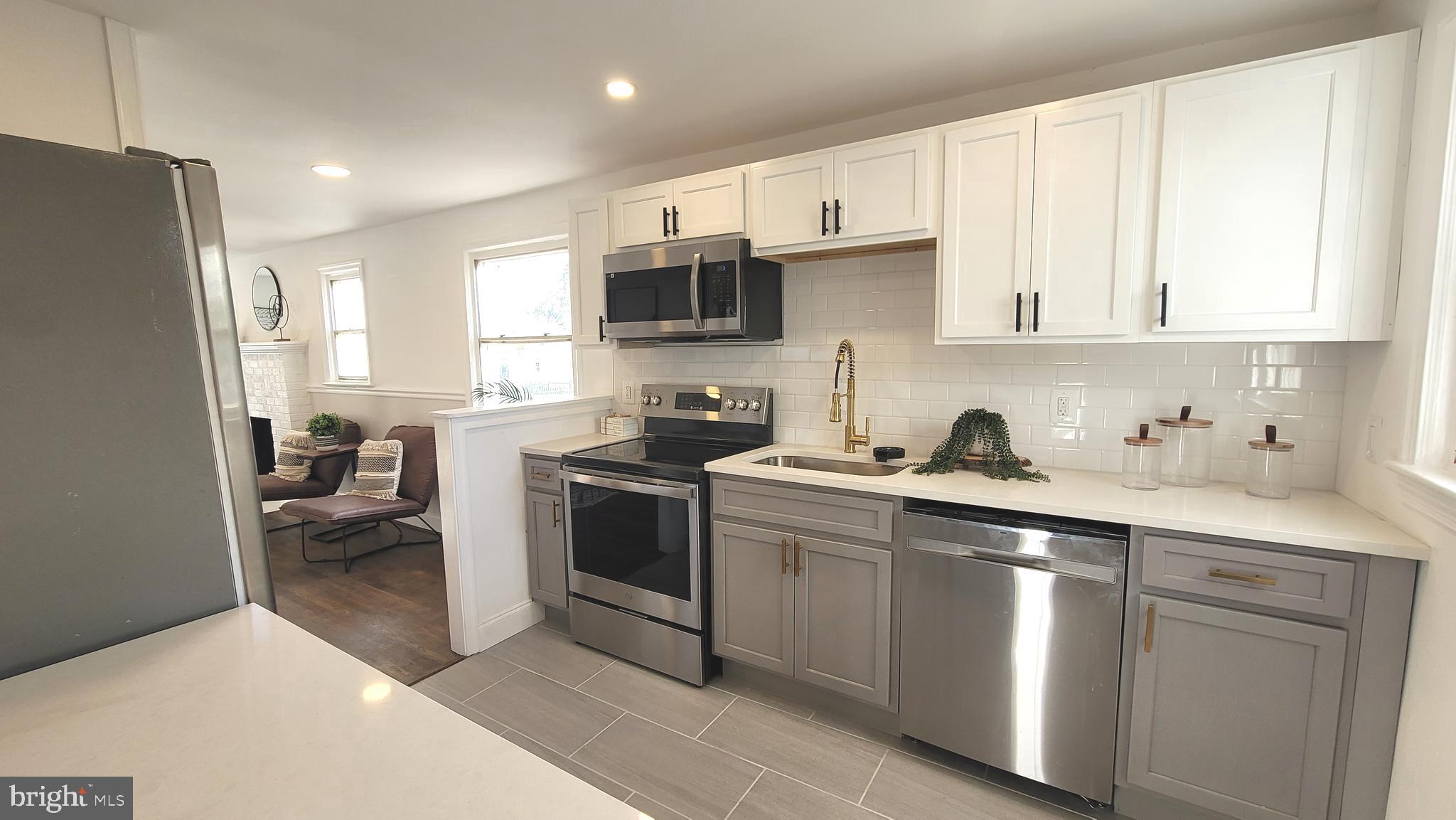 EAST COLUMBIA - Residential