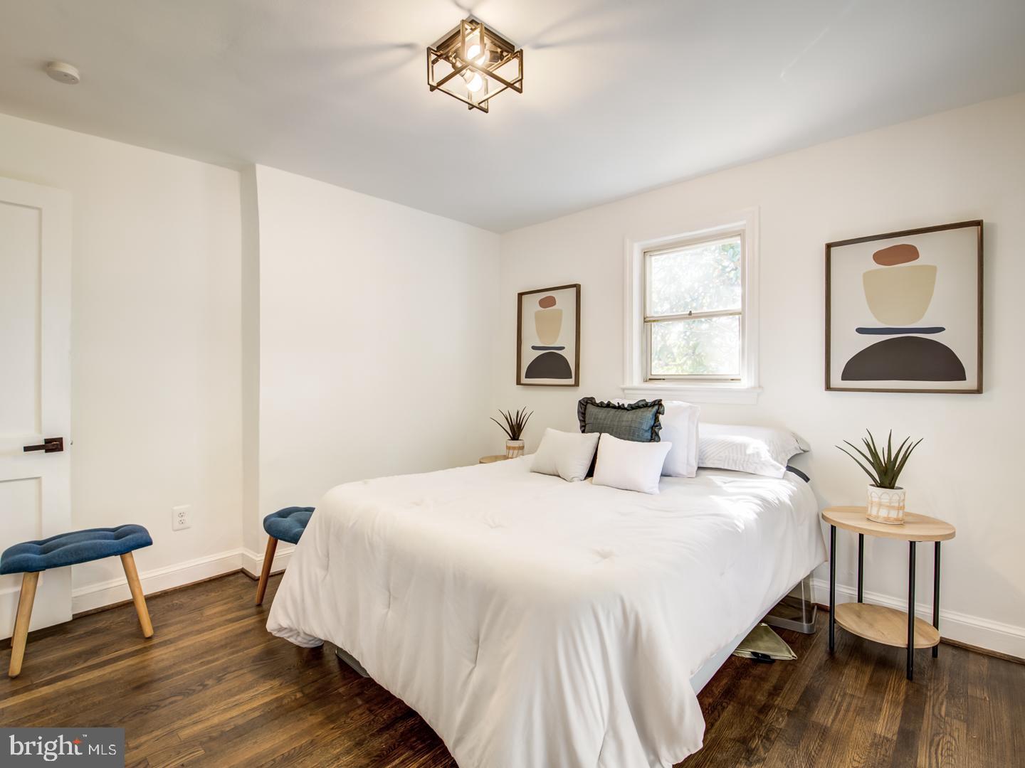 EAST COLUMBIA - Residential