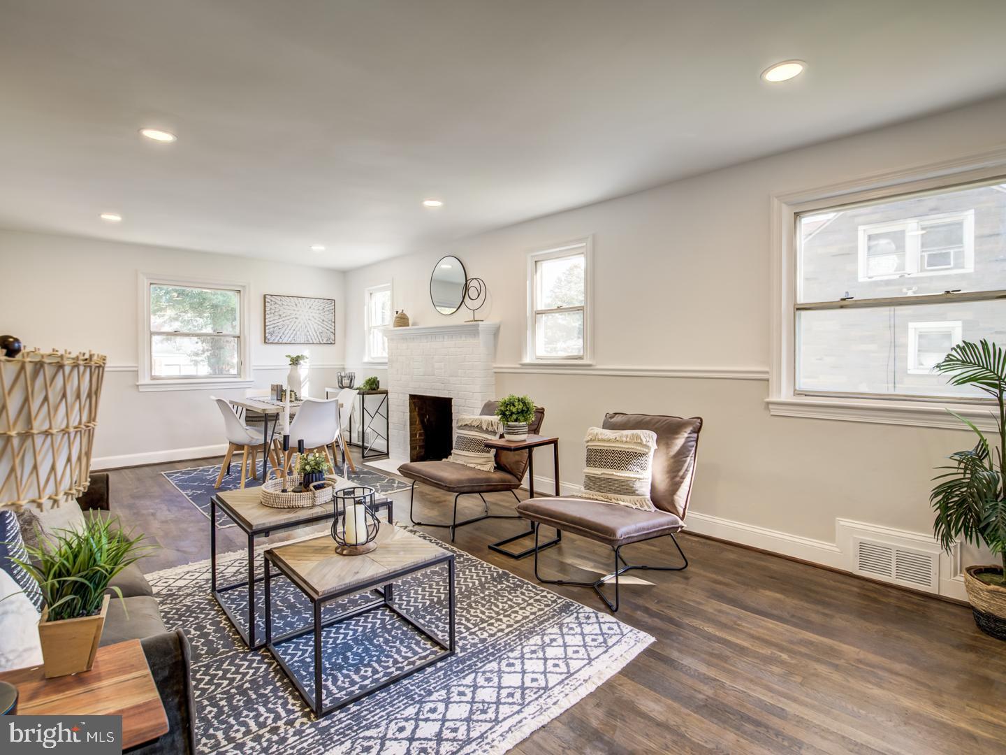 EAST COLUMBIA - Residential