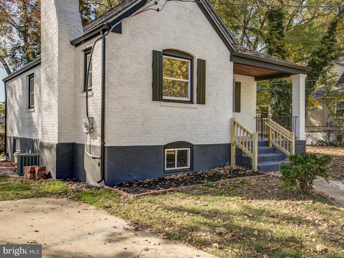 EAST COLUMBIA - Residential