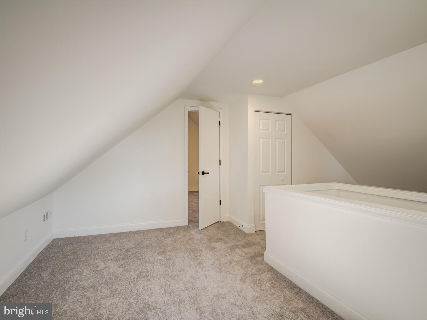 EAST COLUMBIA - Residential