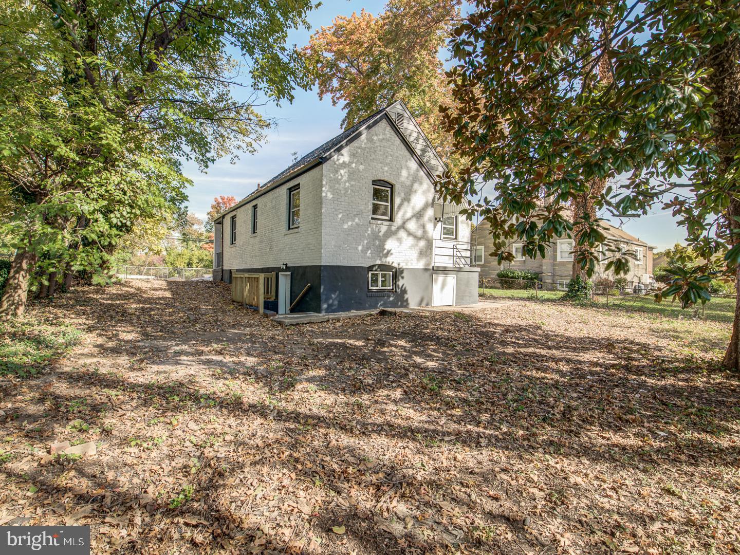 EAST COLUMBIA - Residential