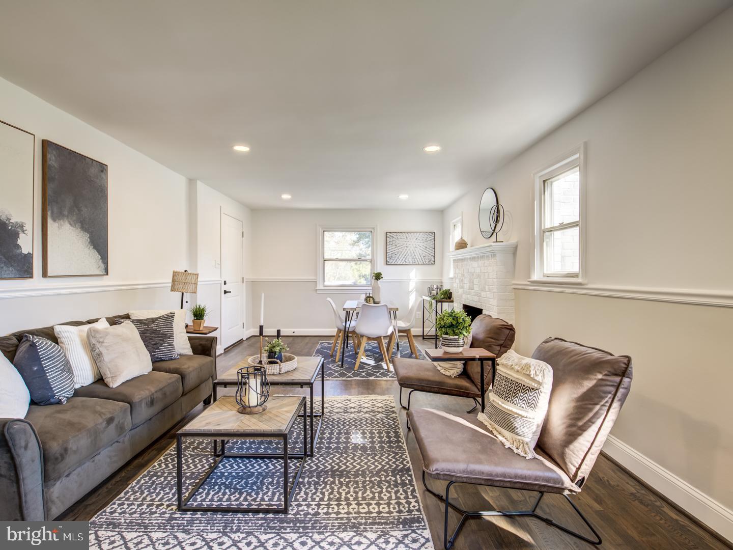 EAST COLUMBIA - Residential