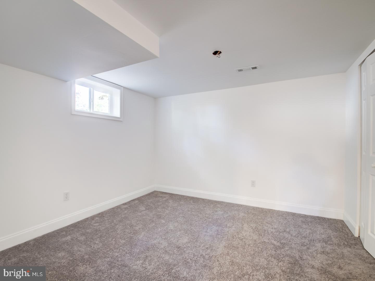 EAST COLUMBIA - Residential