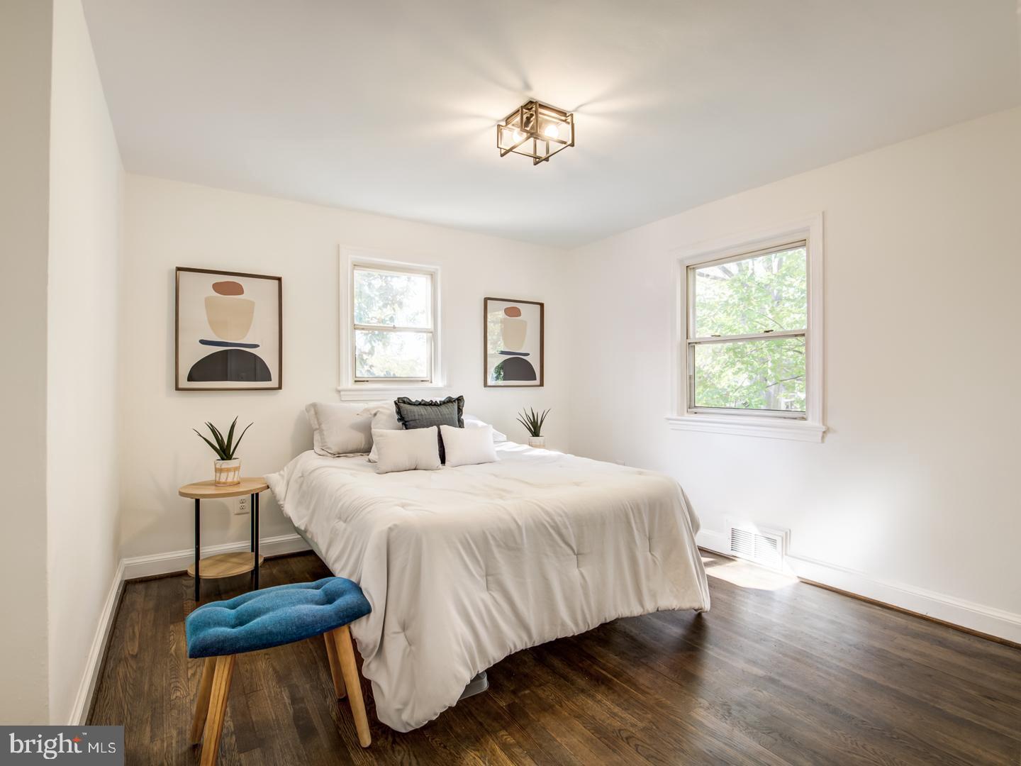 EAST COLUMBIA - Residential