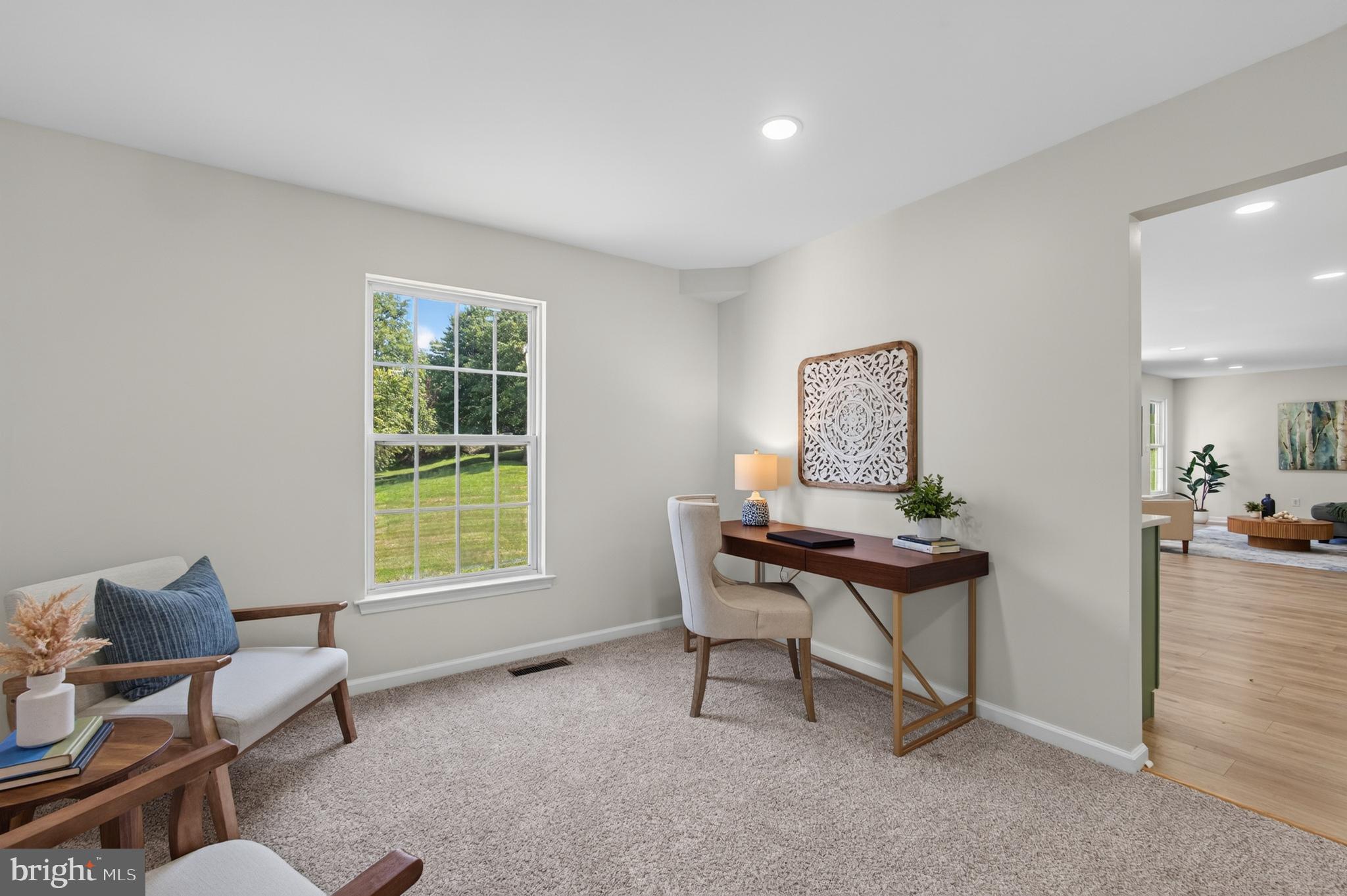 221 FLAGSTONE CIRCLE