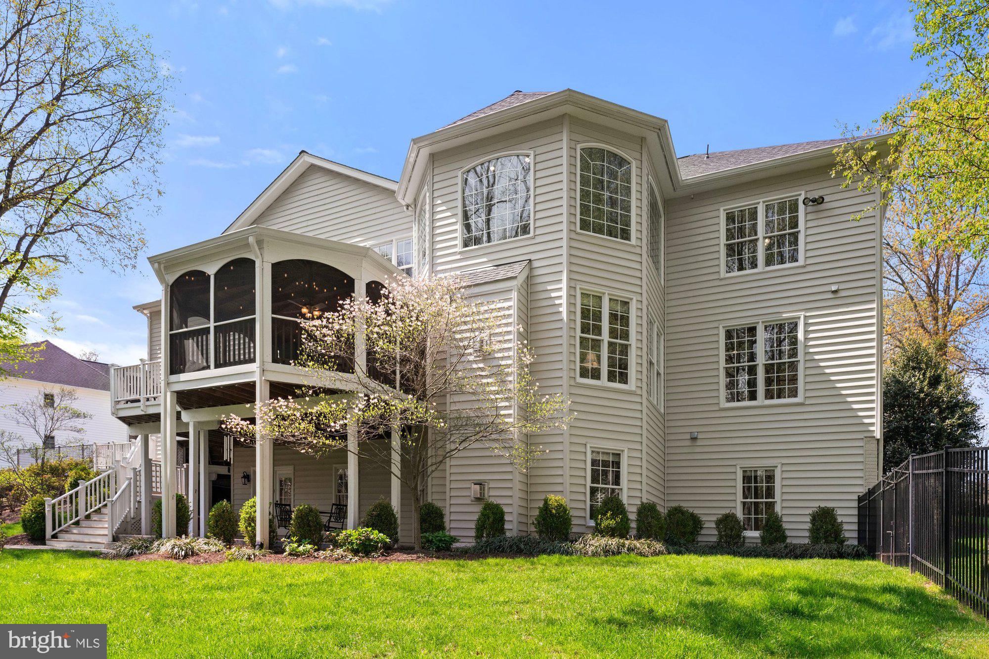 ASHGROVE WOODS - Residential