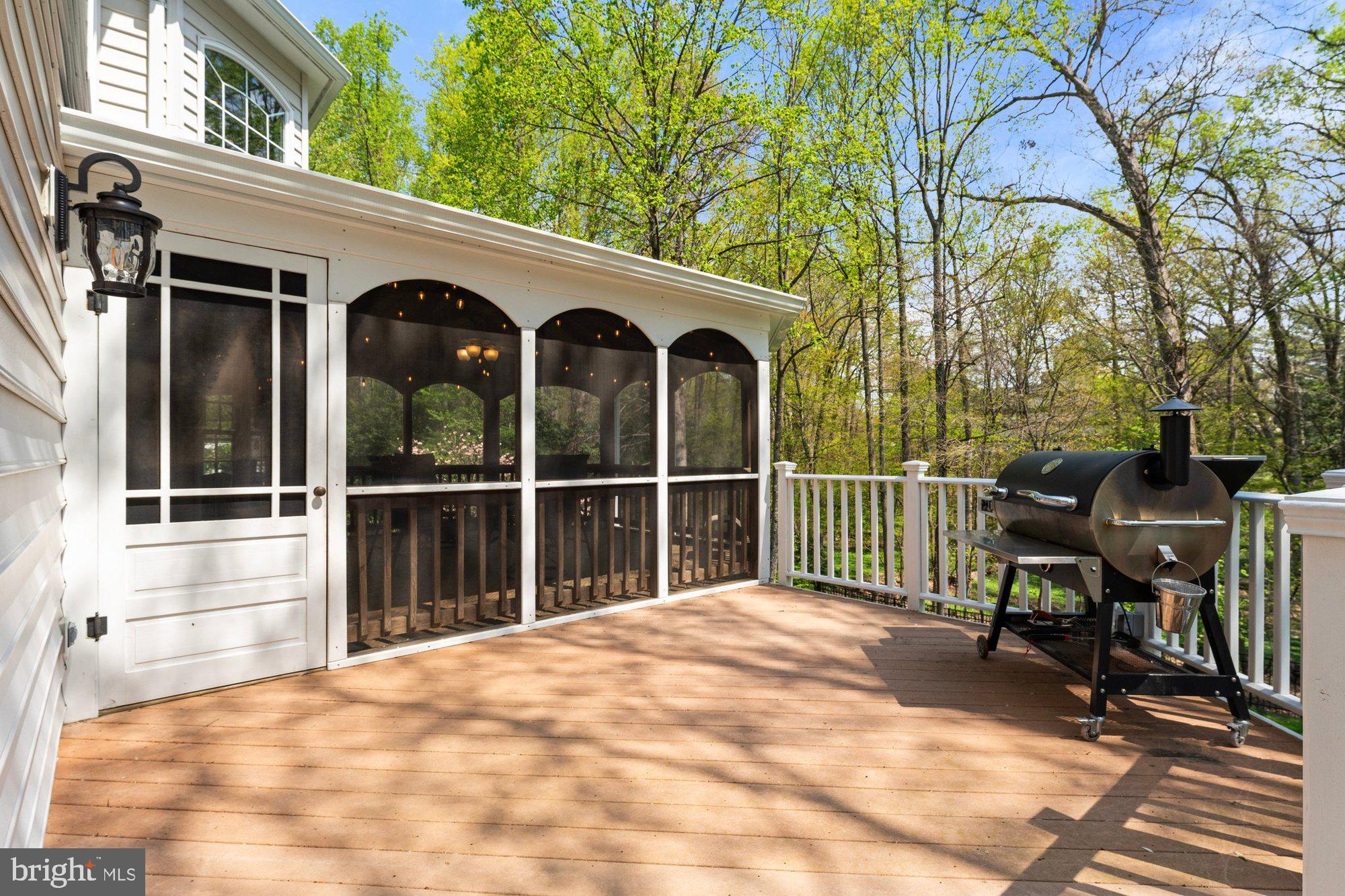 ASHGROVE WOODS - Residential