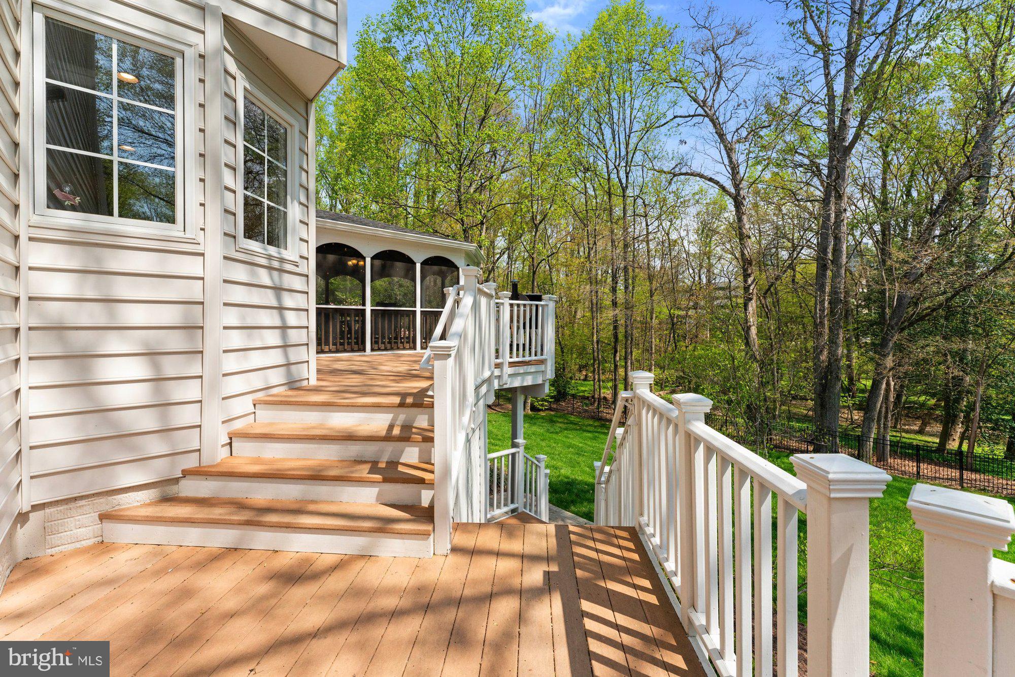 ASHGROVE WOODS - Residential