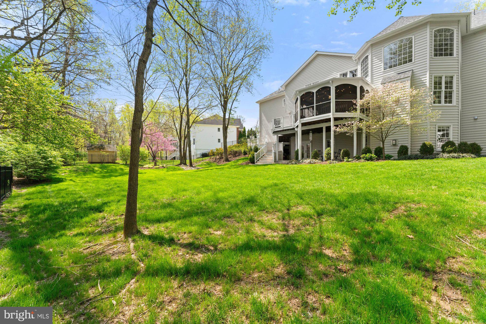 ASHGROVE WOODS - Residential