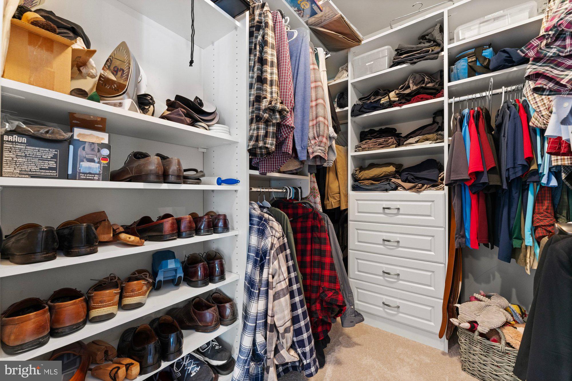 ASHGROVE WOODS - Residential