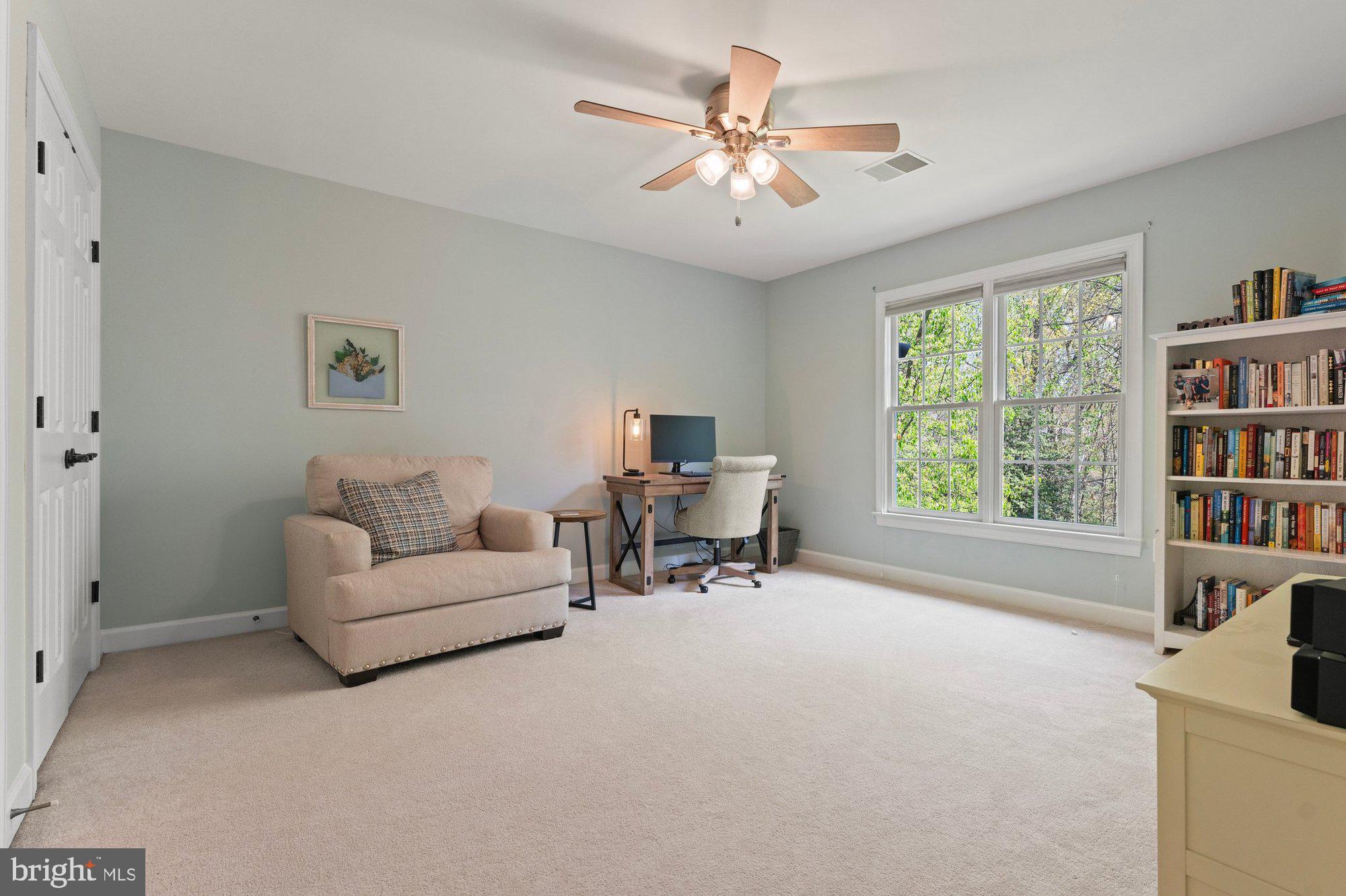 ASHGROVE WOODS - Residential