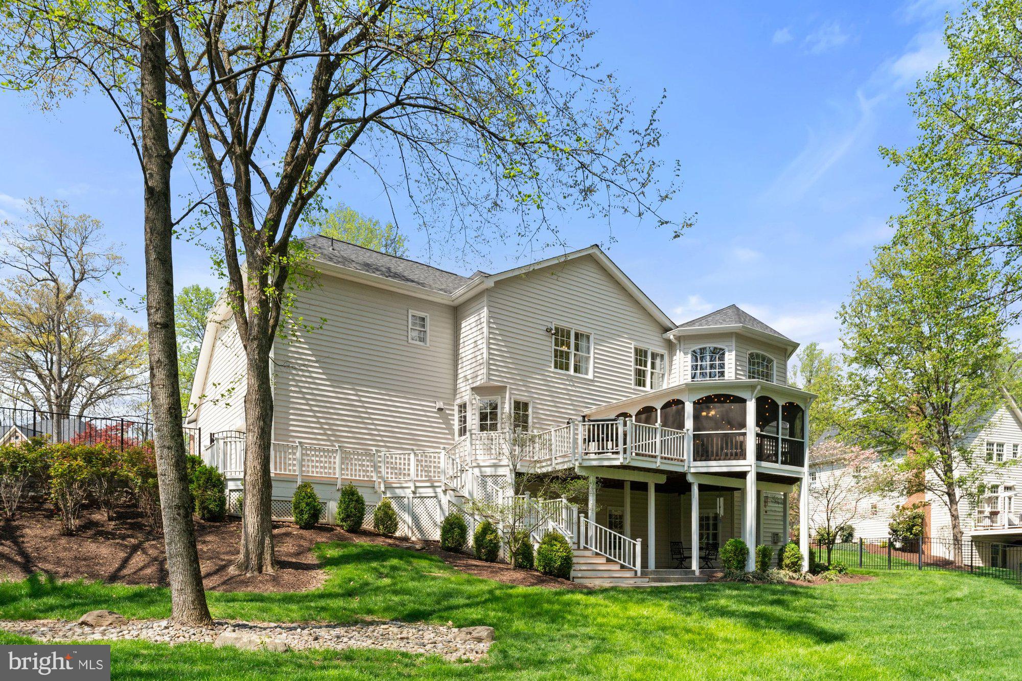 ASHGROVE WOODS - Residential