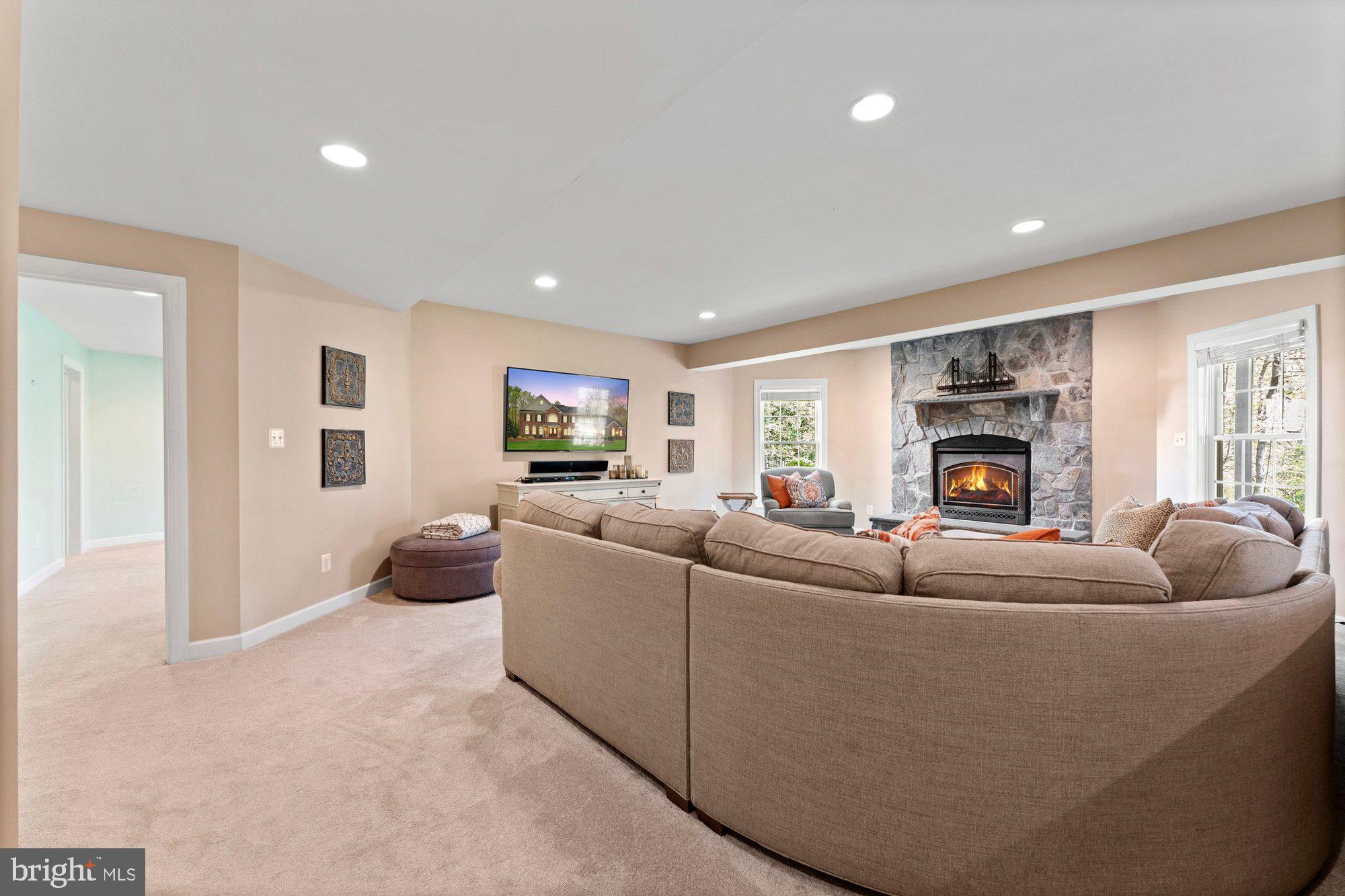 ASHGROVE WOODS - Residential