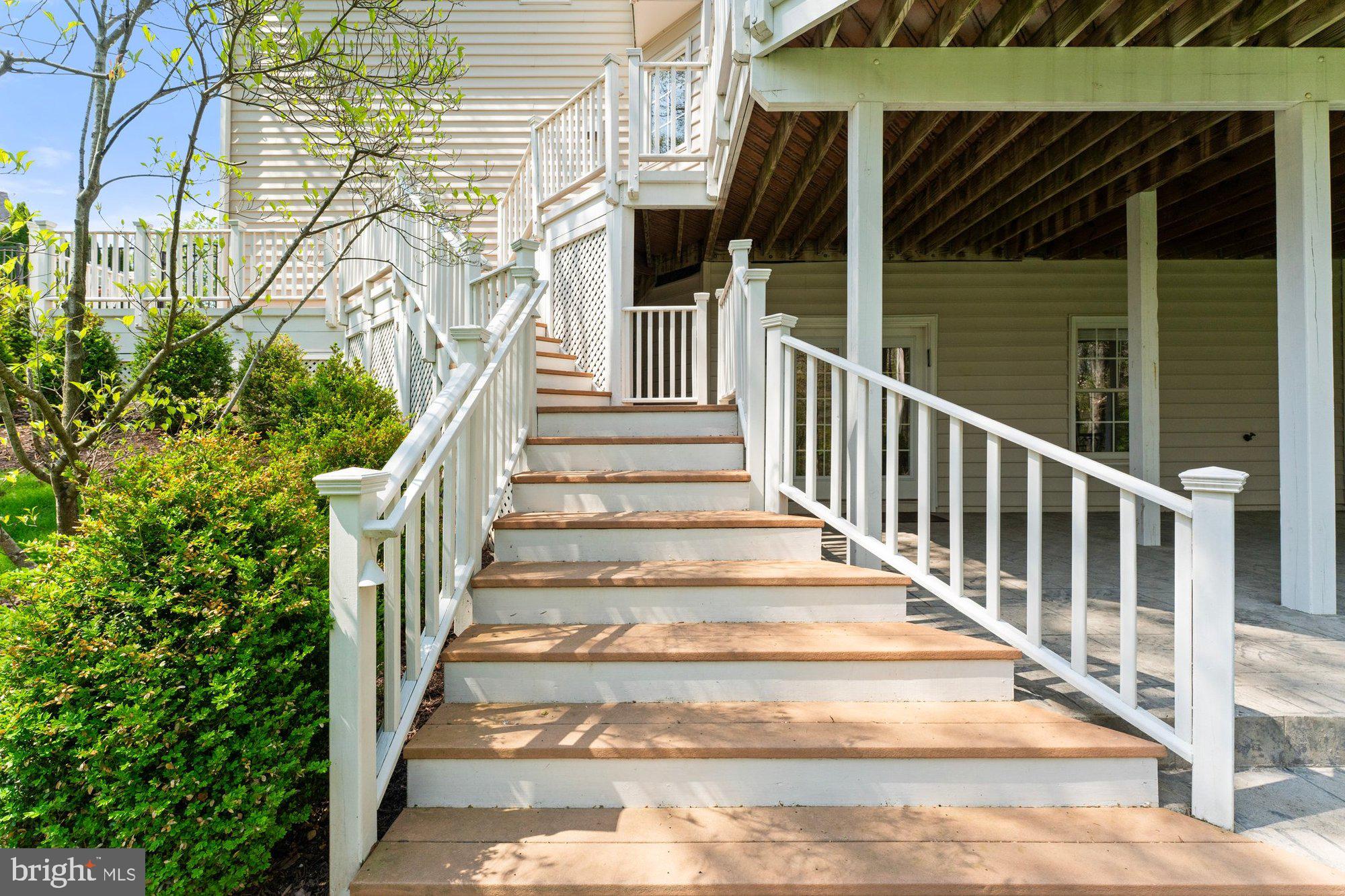 ASHGROVE WOODS - Residential