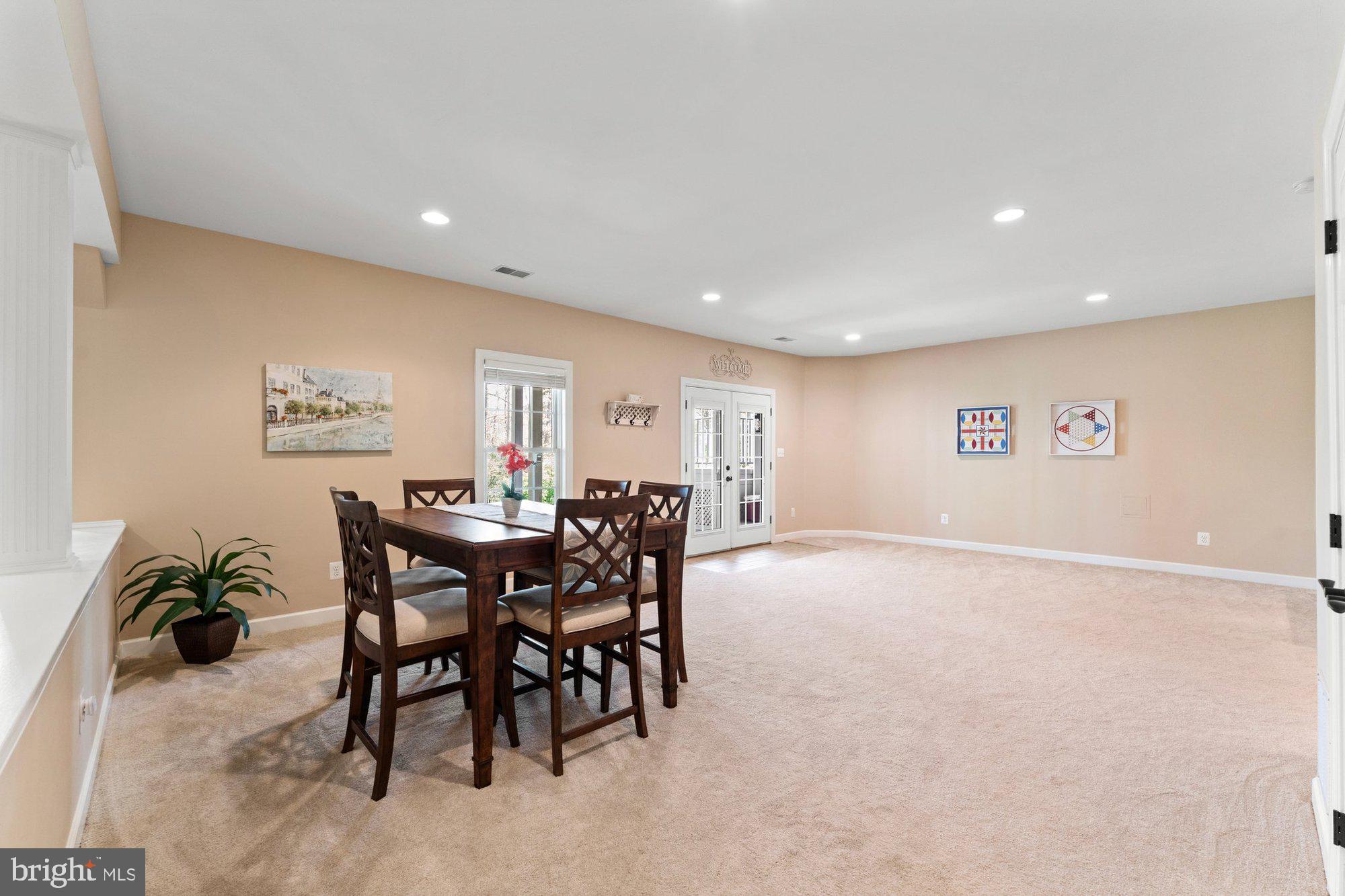 ASHGROVE WOODS - Residential