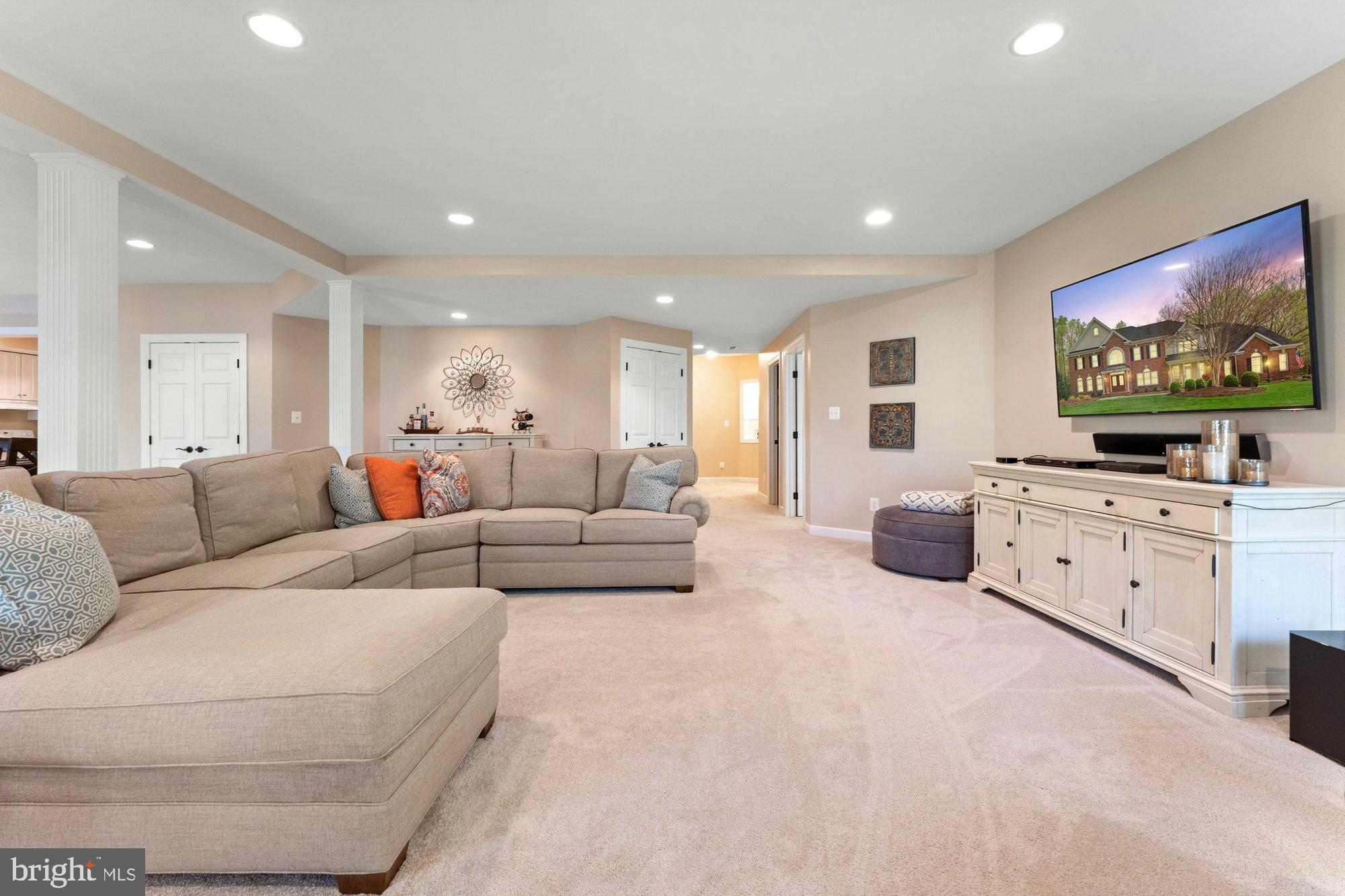 ASHGROVE WOODS - Residential