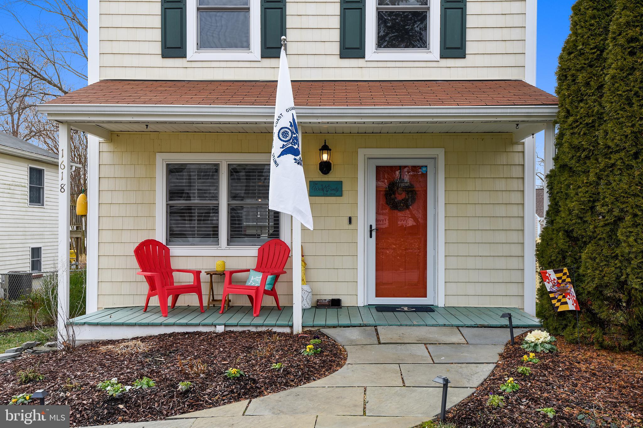 WOODLAND BEACH - Residential