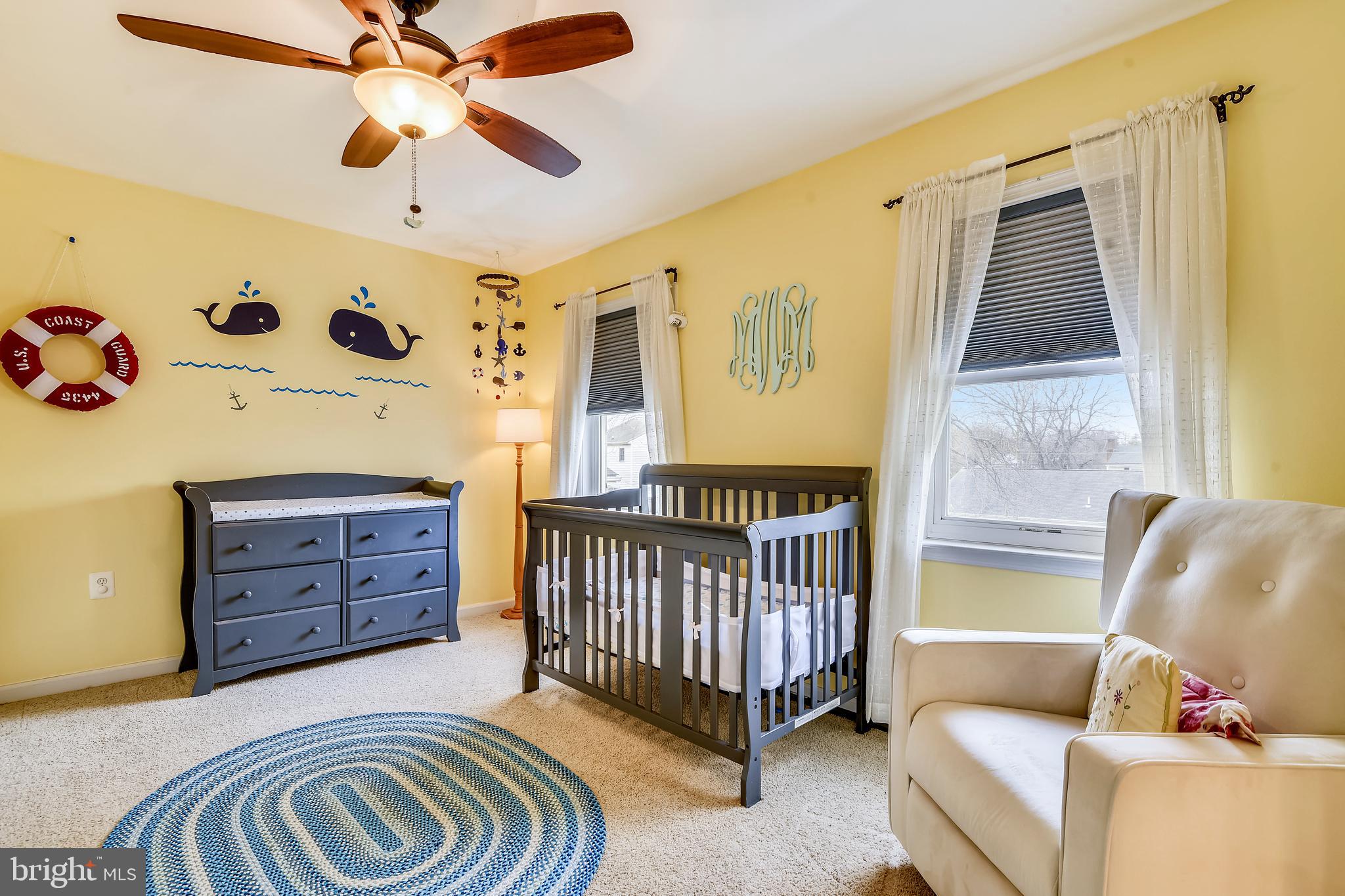 WOODLAND BEACH - Residential