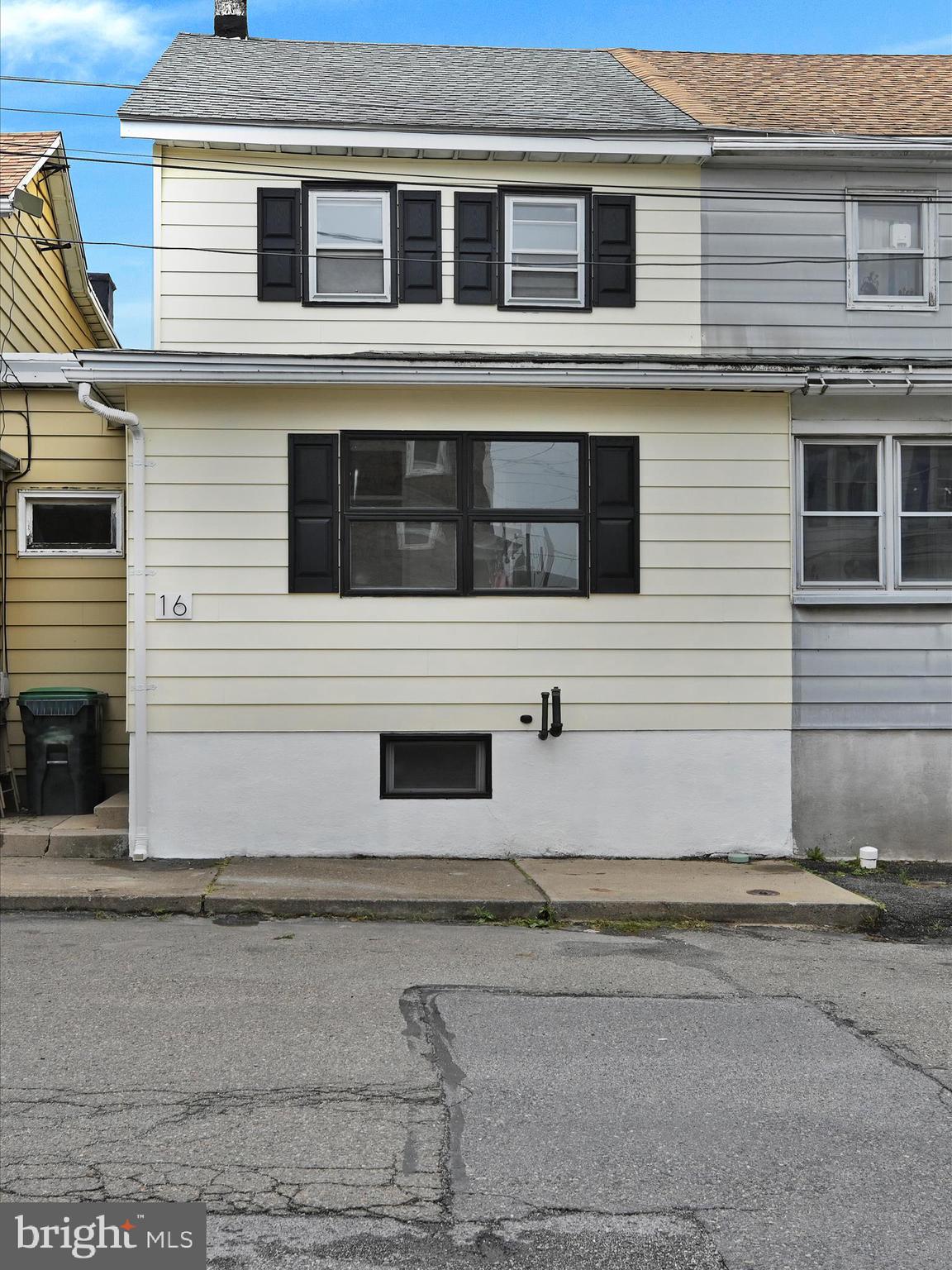 16 N HANCOCK STREET