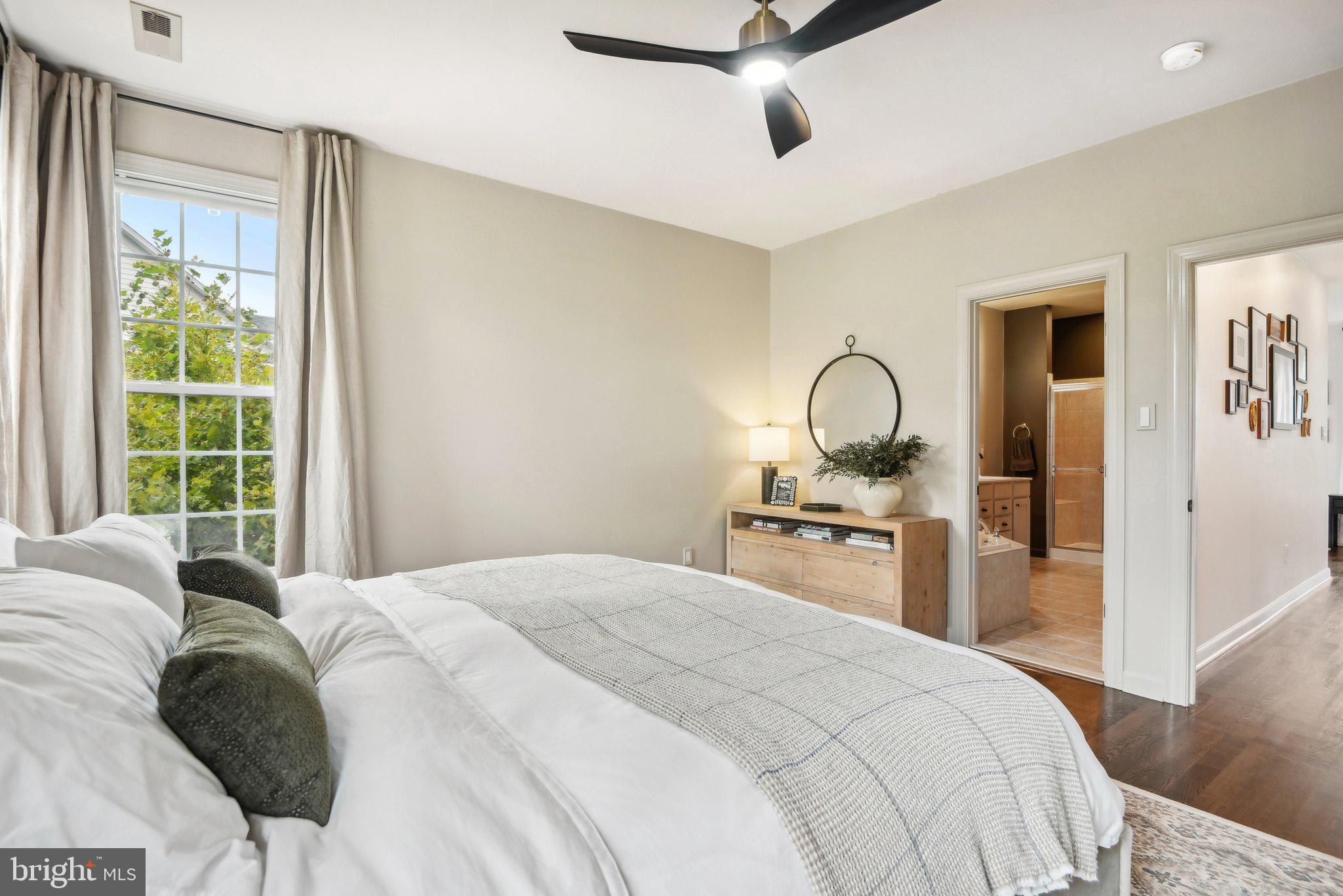 HIDDEN CREEK - Residential