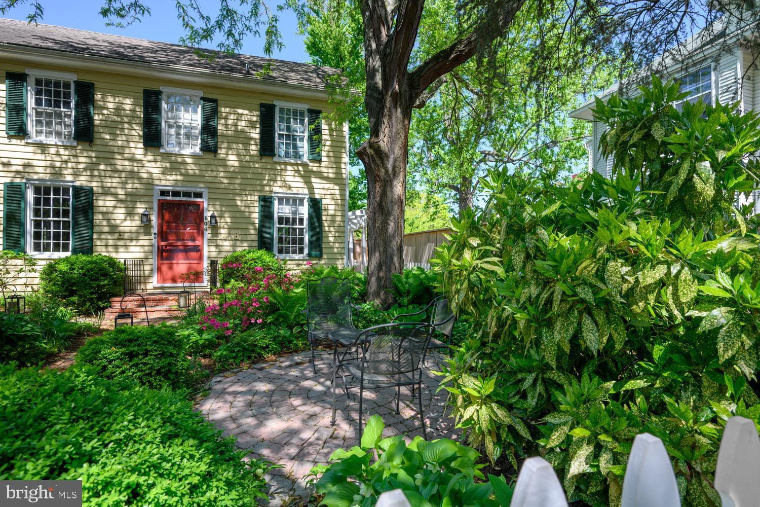 HISTORIC CHESTERTOWN - Residential