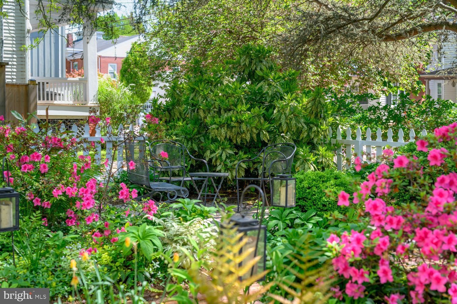 HISTORIC CHESTERTOWN - Residential