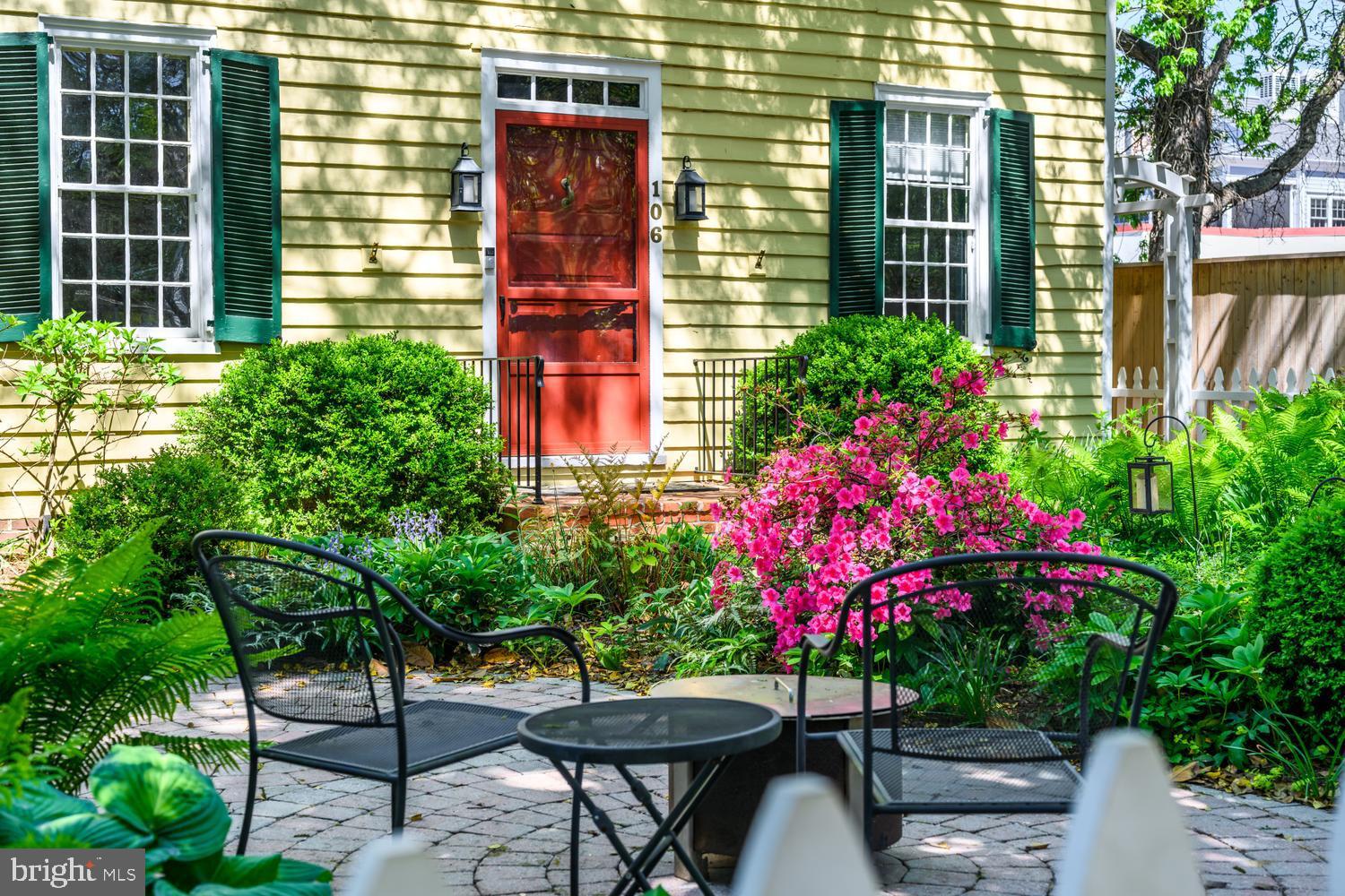 HISTORIC CHESTERTOWN - Residential