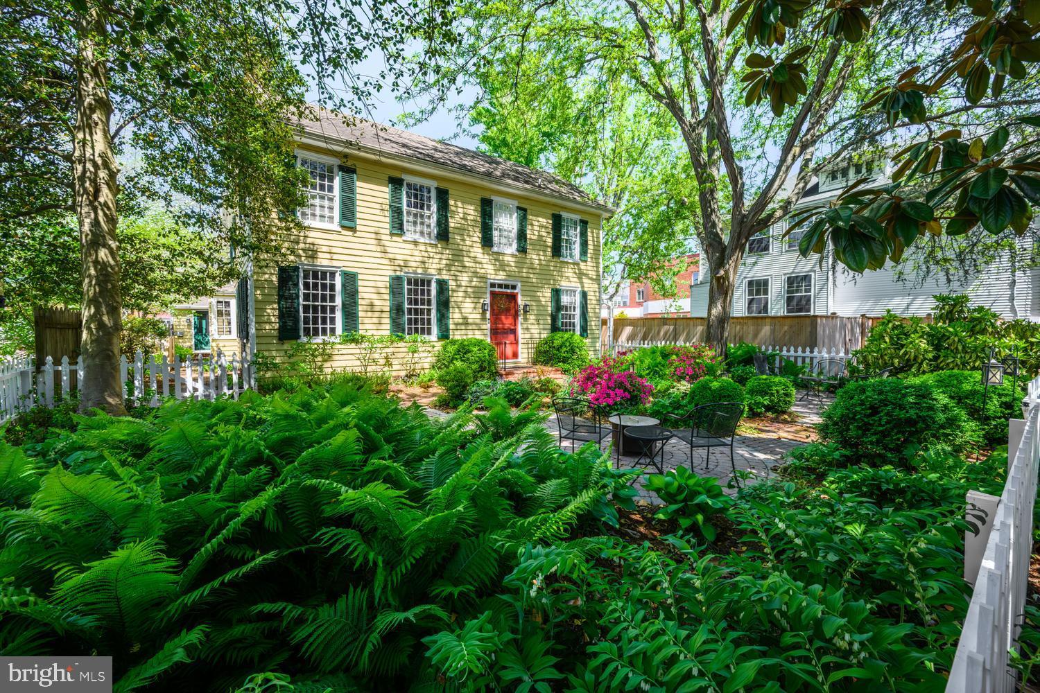 HISTORIC CHESTERTOWN - Residential