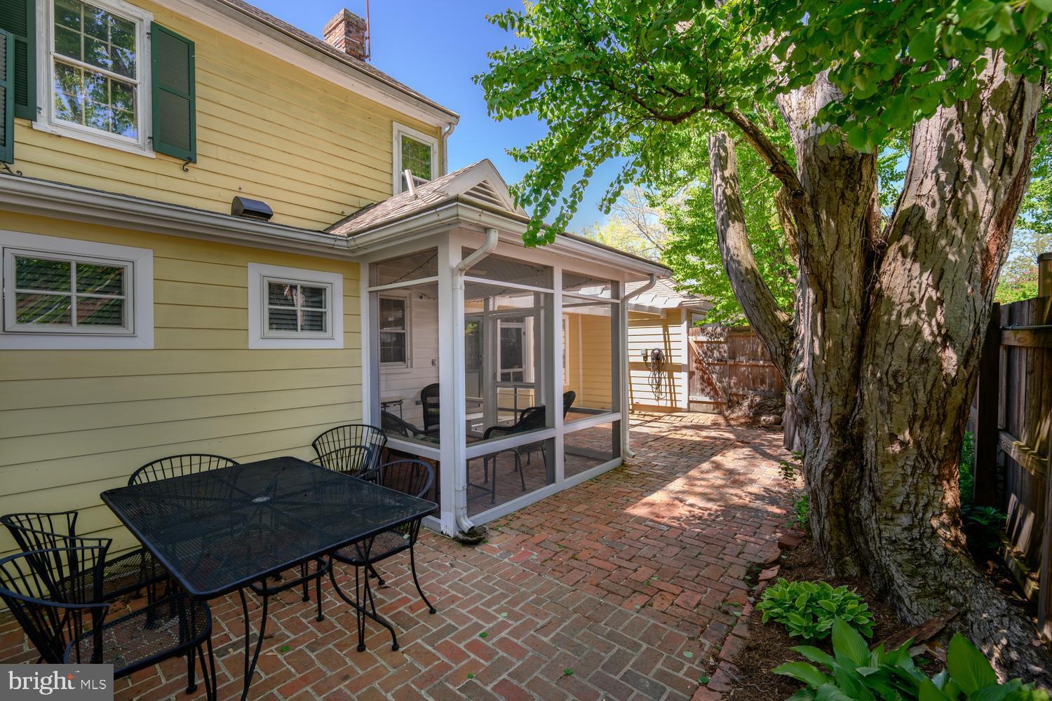 HISTORIC CHESTERTOWN - Residential