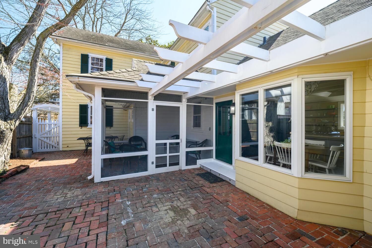 HISTORIC CHESTERTOWN - Residential