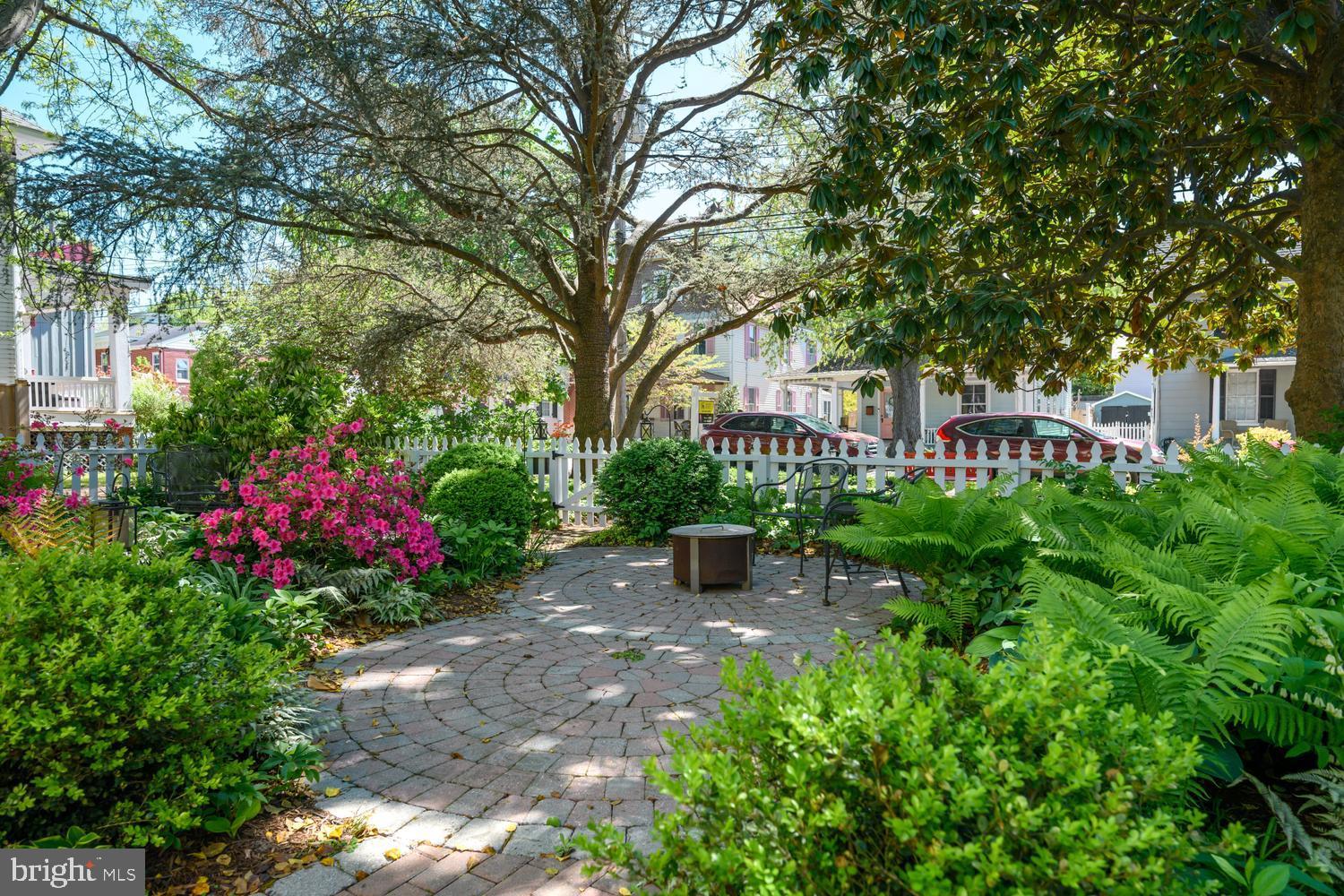 HISTORIC CHESTERTOWN - Residential