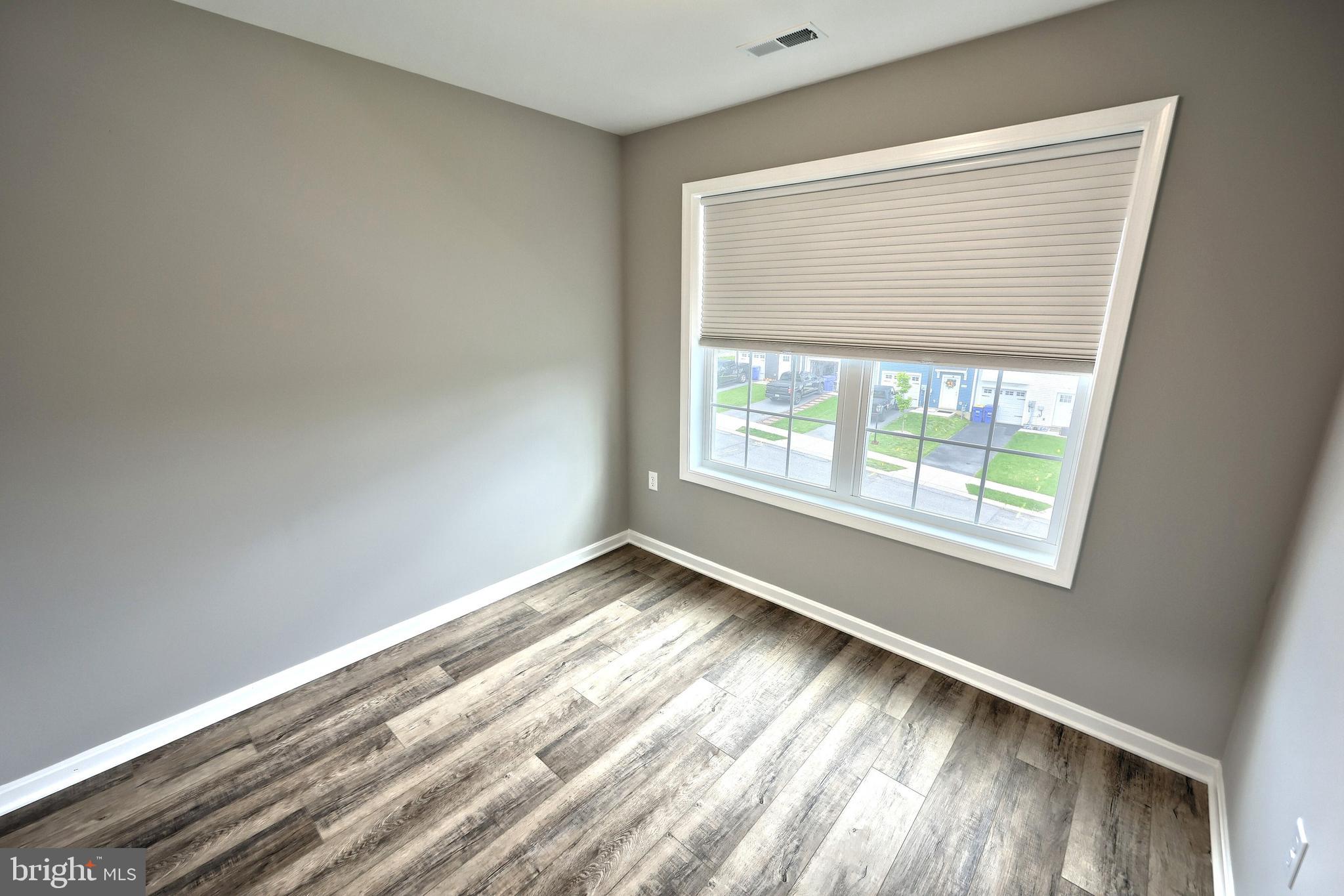 HUDSON RIDGE - Residential