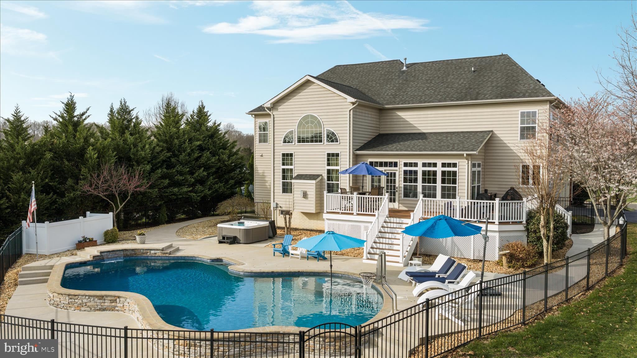 BROOKSIDE - Residential